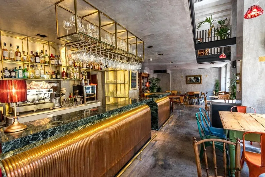 Restaurant/places to eat in City Circus Athens