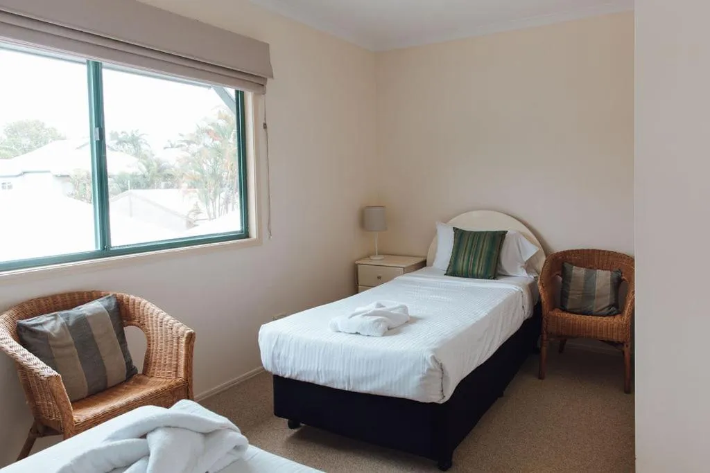 Bed in Terrapin Apartments