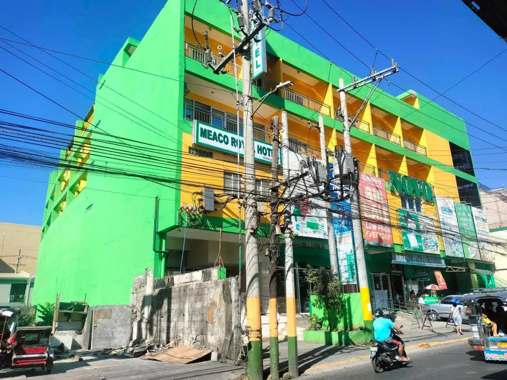 Property building in Meaco Royal Hotel - Batangas City Property building in Meaco Royal Hotel - Batangas City
