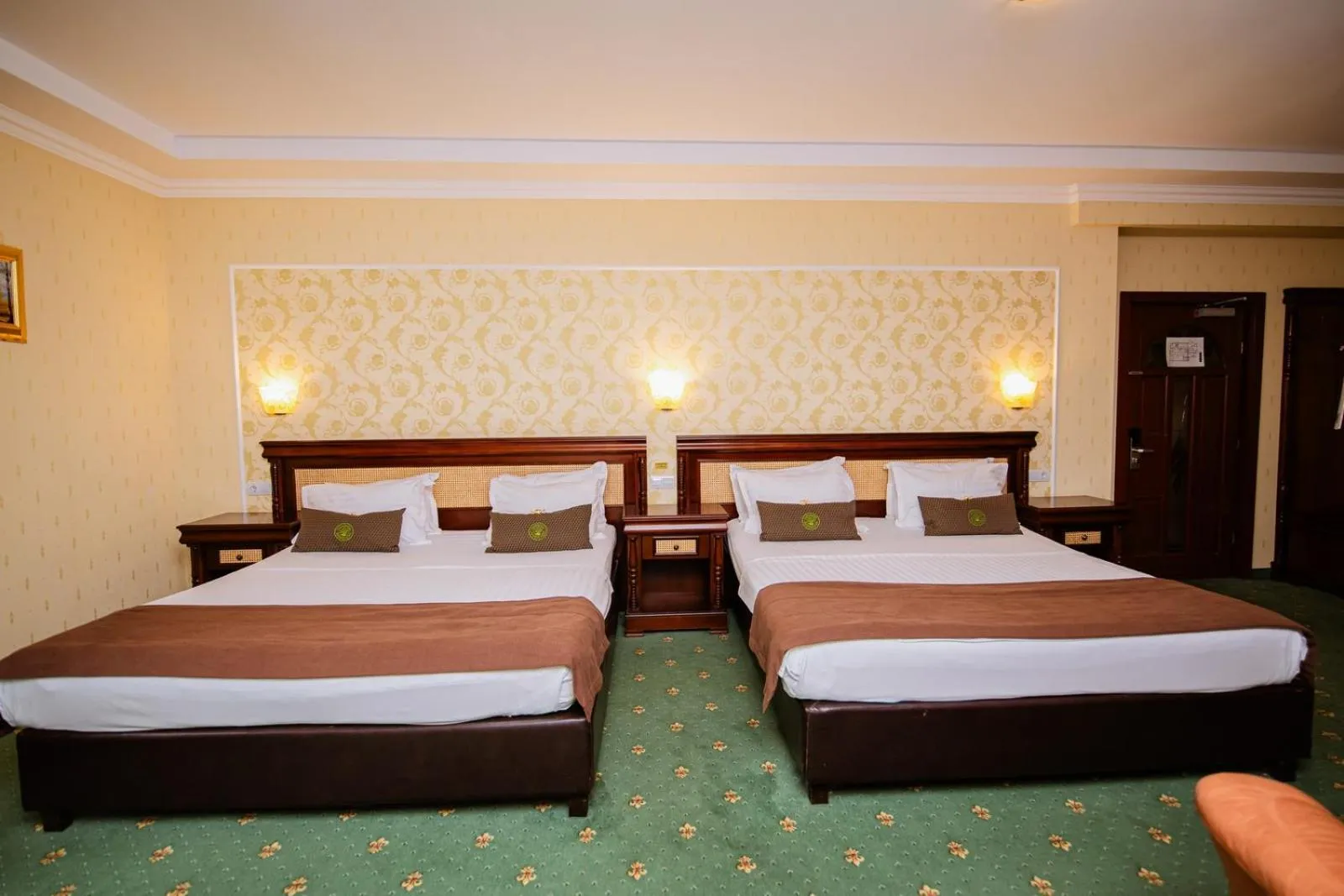 Photo of the whole room, Bed in Hotel Fantanita Haiducului