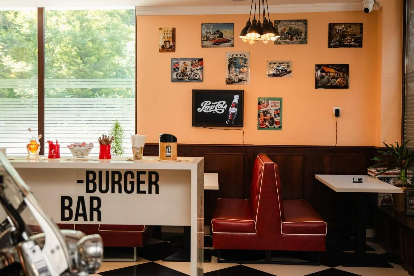 Restaurant/places to eat in Hotel Fantanita Haiducului