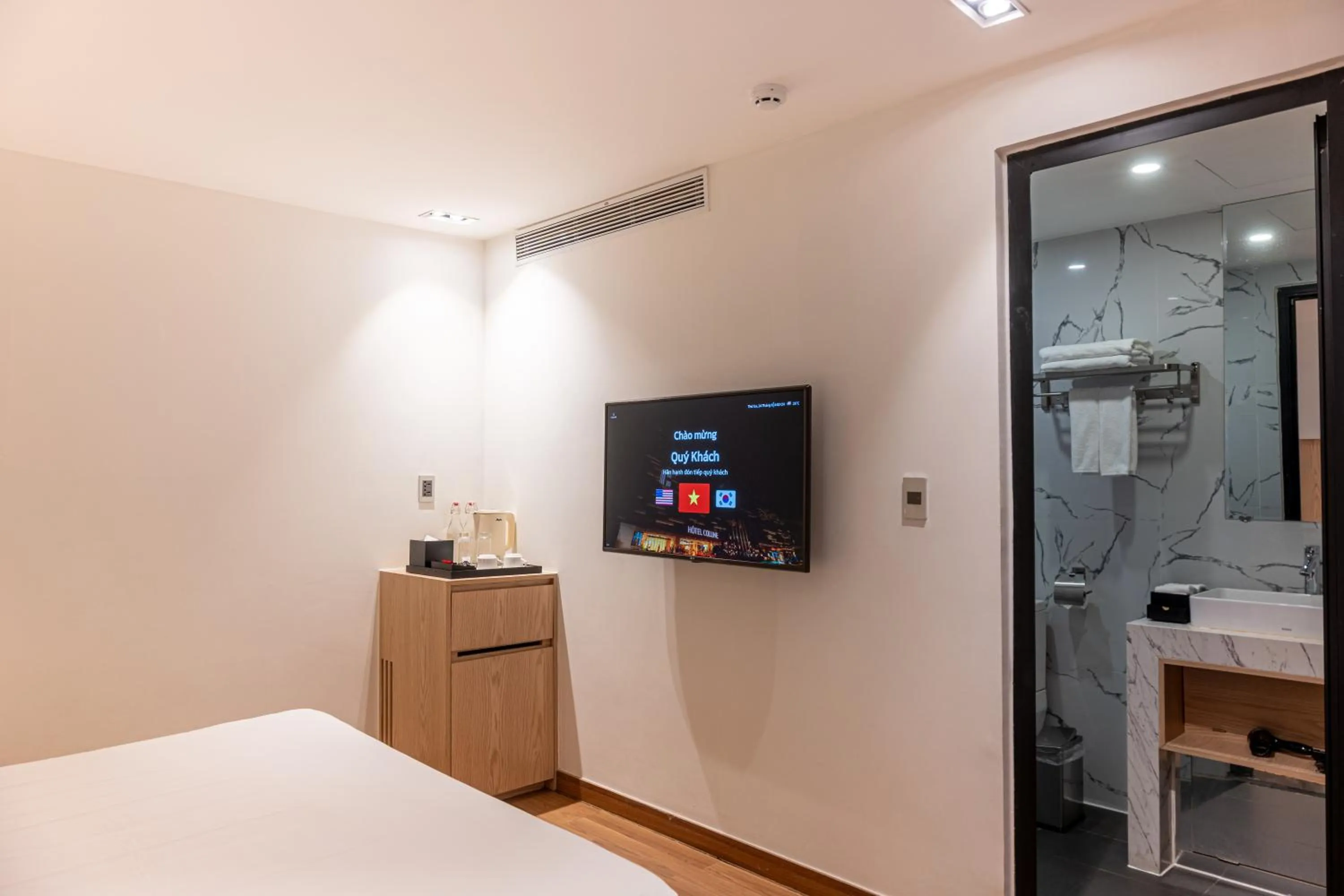 TV and multimedia, Bed in Colline Dalat