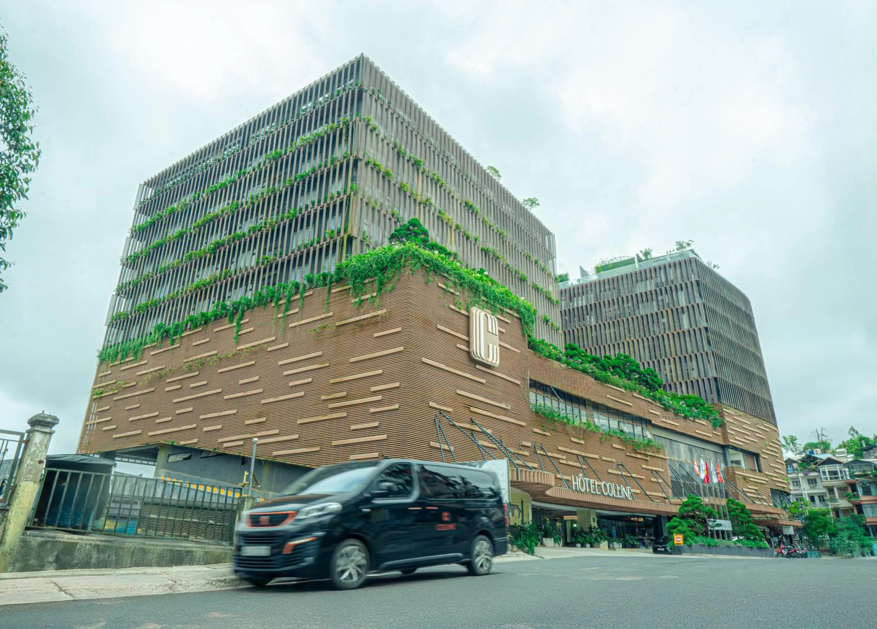 Property building in Colline Dalat