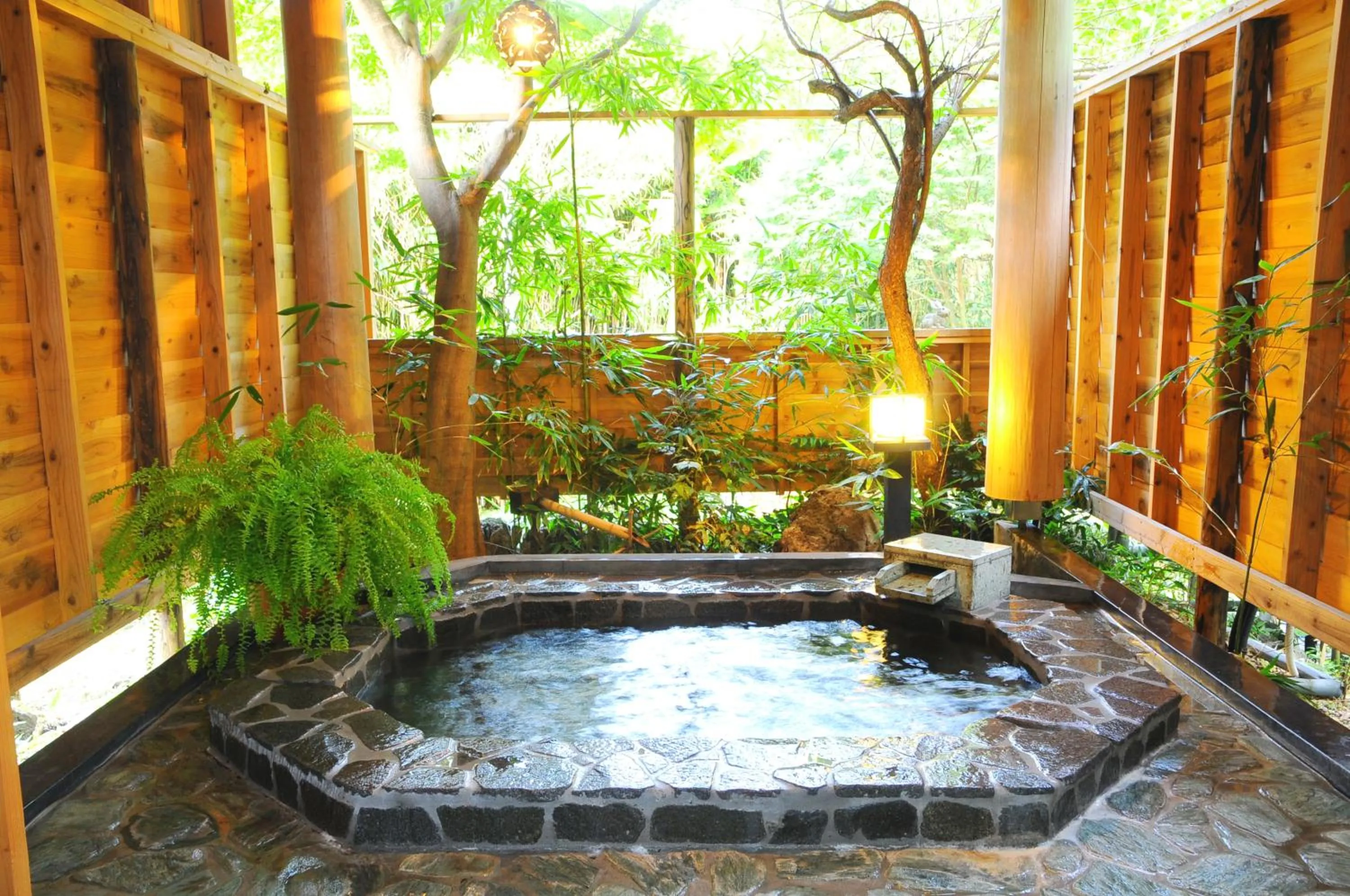 Open Air Bath in IZUNA INN & SPA - the veggie delights