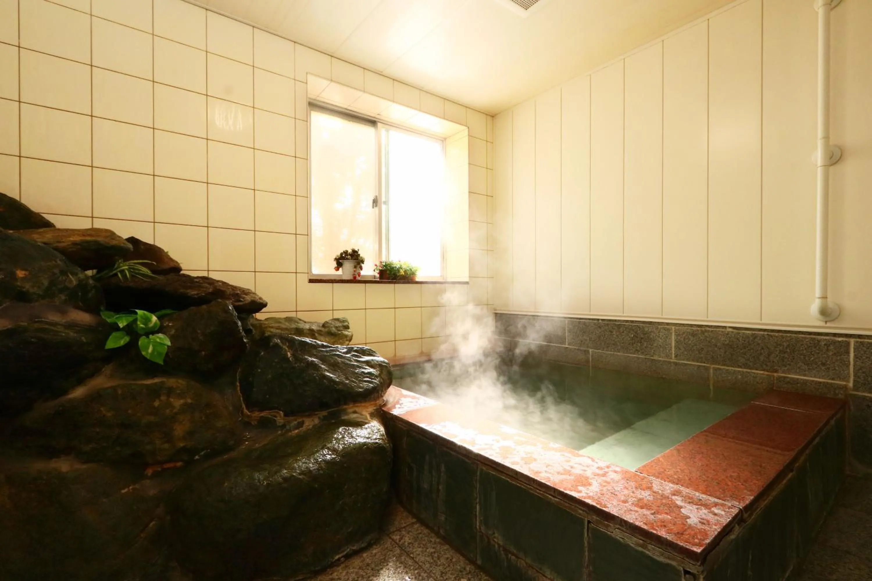 Hot Spring Bath in IZUNA INN & SPA - the veggie delights