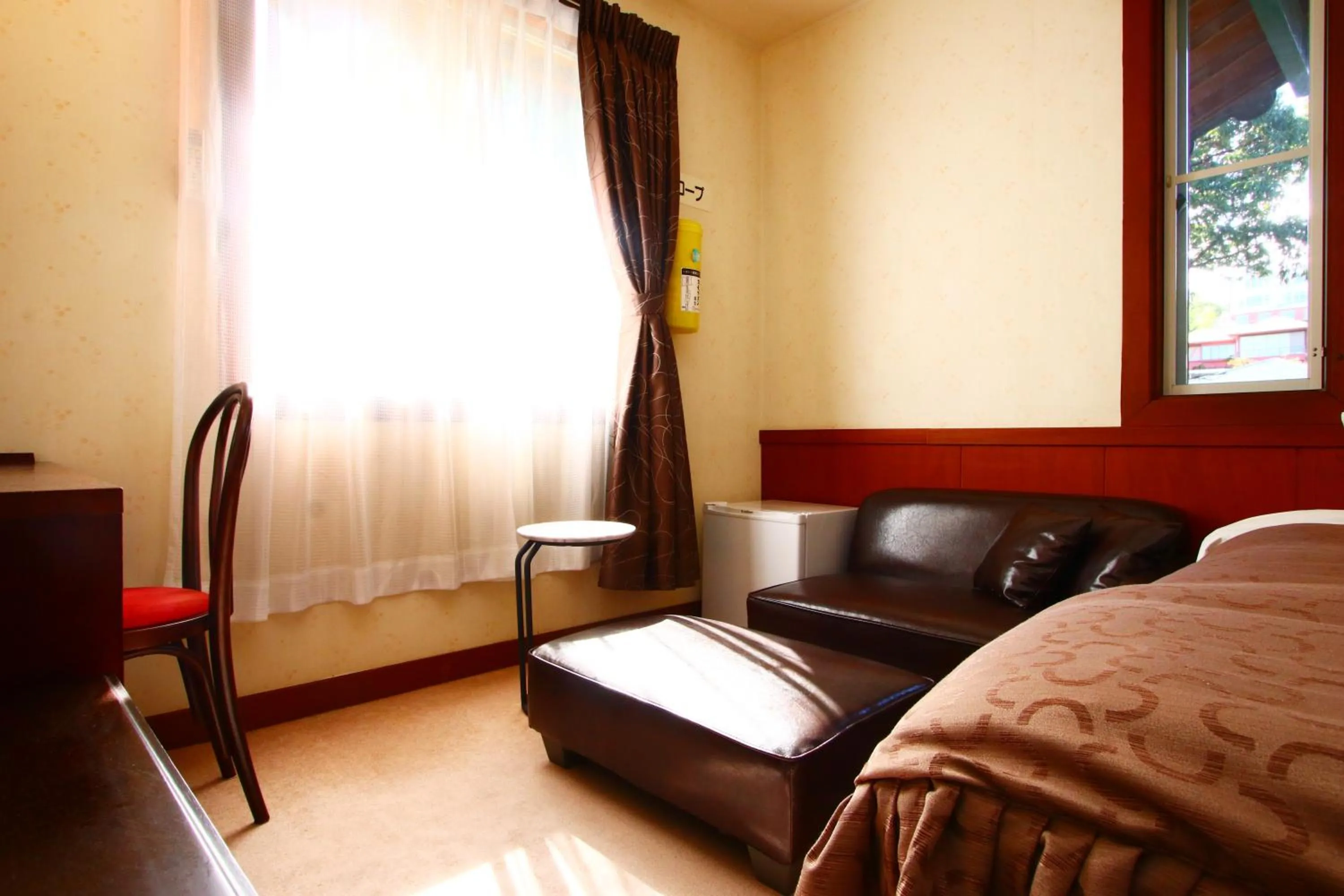 Photo of the whole room, Bed in IZUNA INN & SPA - the veggie delights