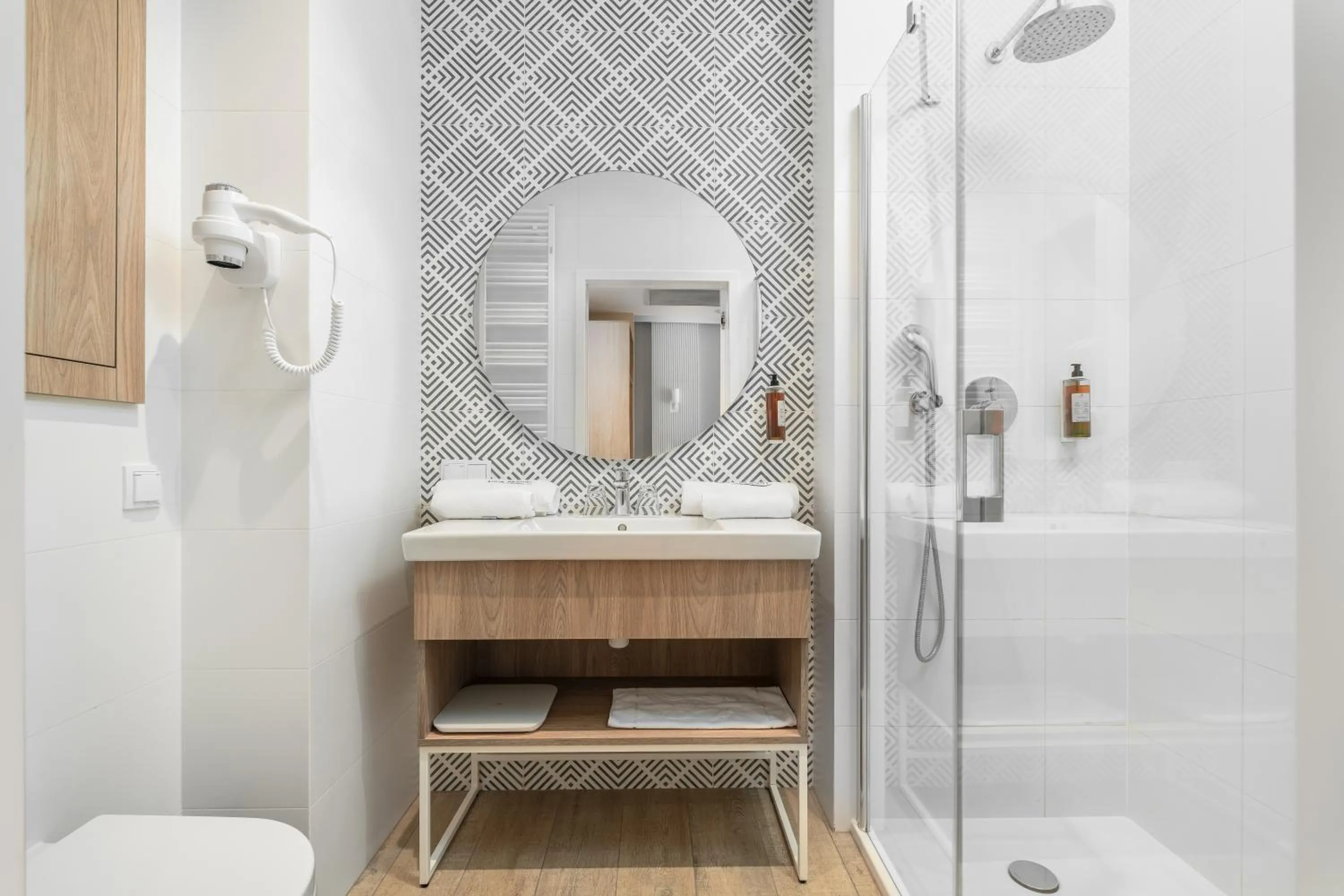 Shower in AQUA RESORT by Bel Mare