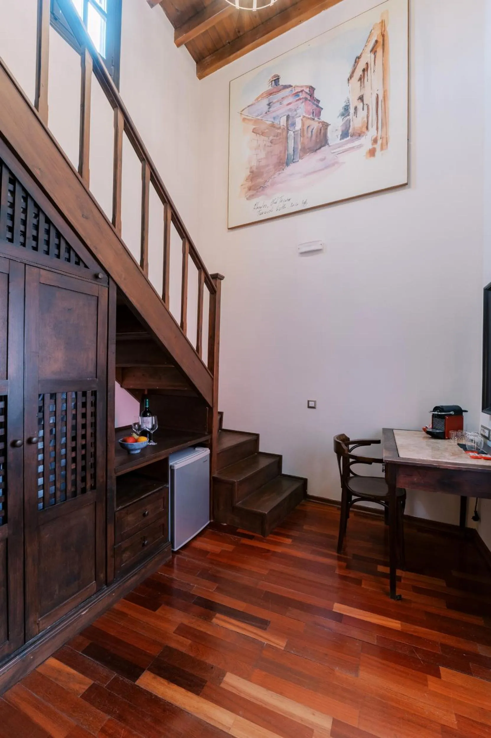 minibar in Zacosta Villa Hotel