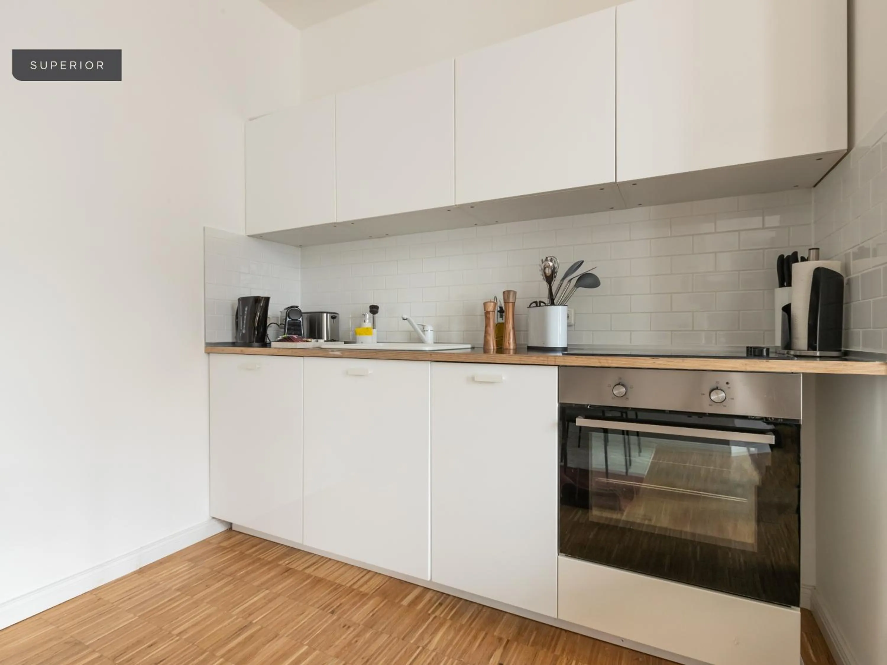 Kitchen or kitchenette in Apartments Berlin Aroser Allee