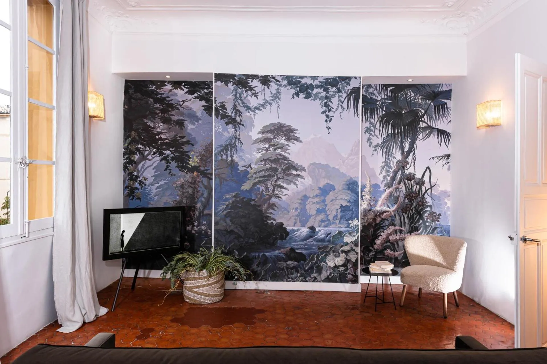 TV and multimedia in Maison Dauphine