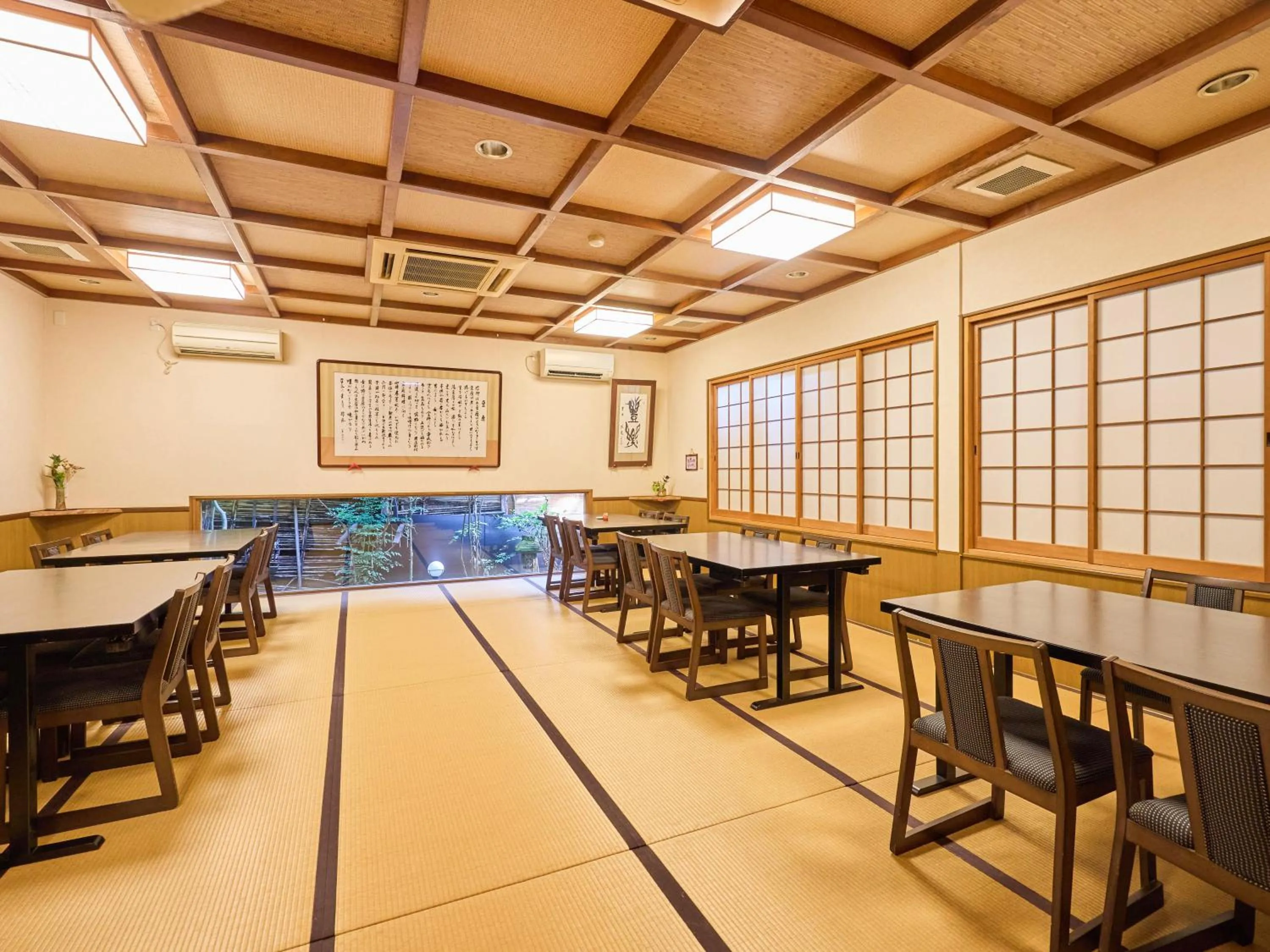 Restaurant/places to eat in Oyado Yumechidori