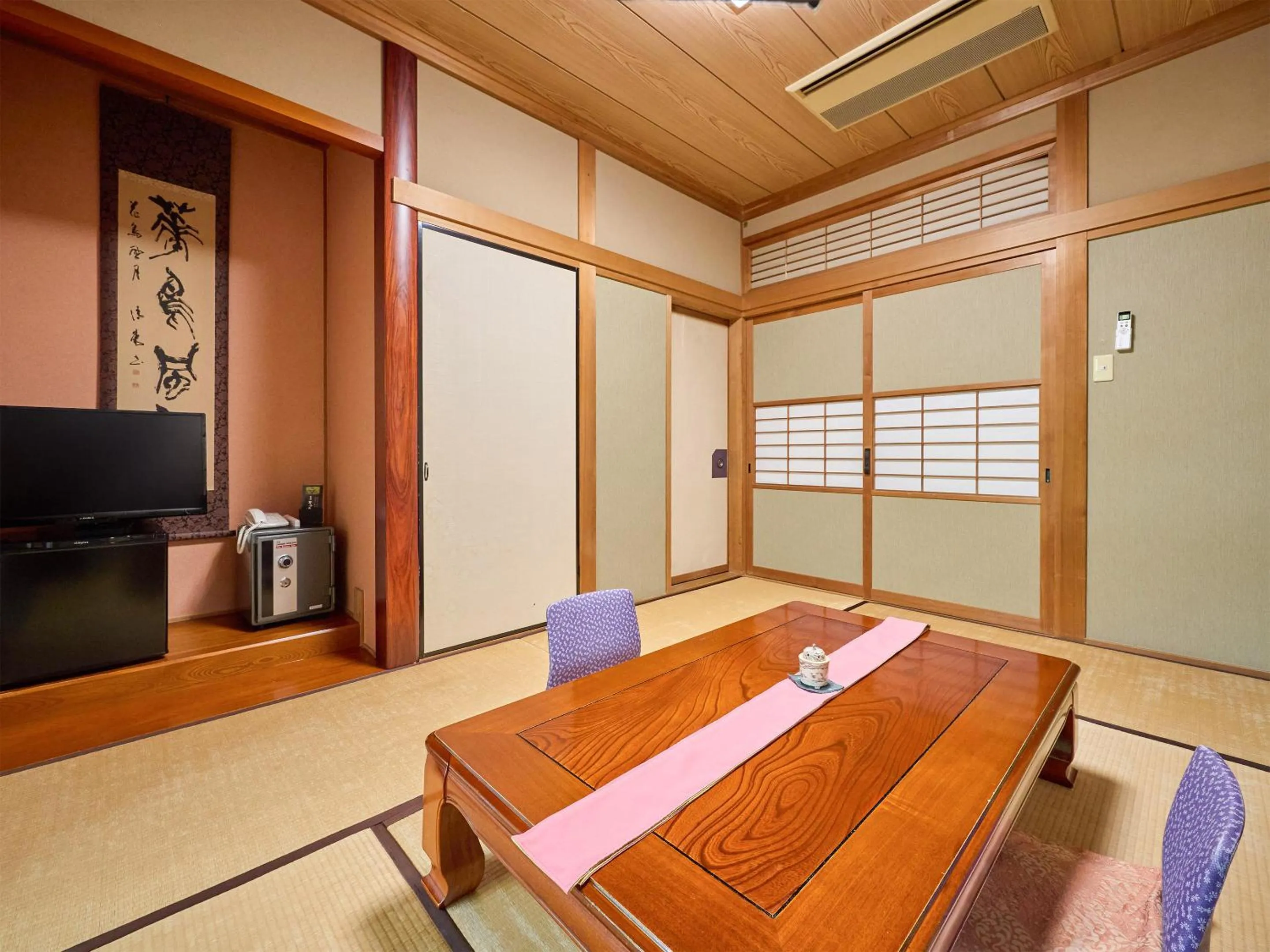 Photo of the whole room in Oyado Yumechidori