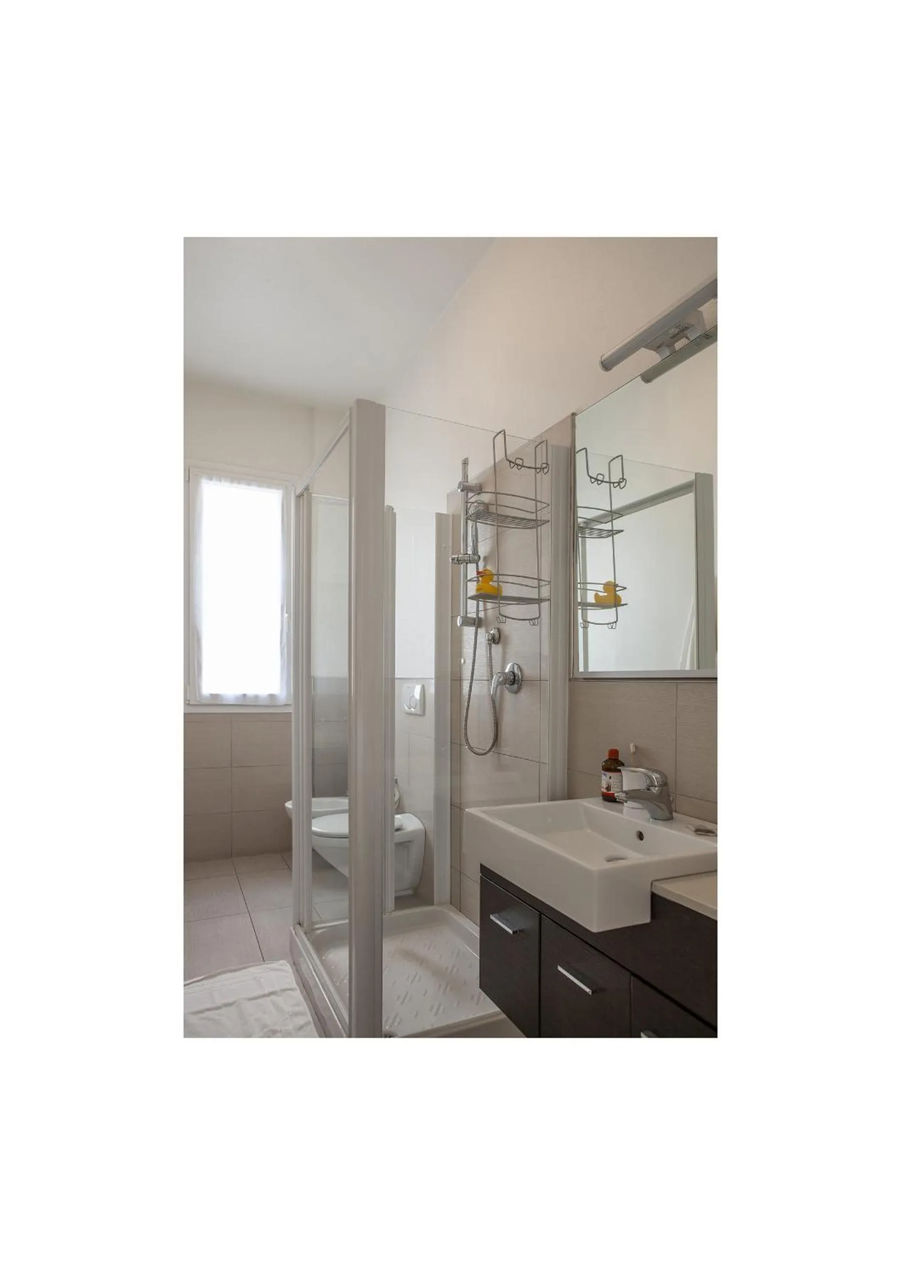 Shower in Residence Sunrise