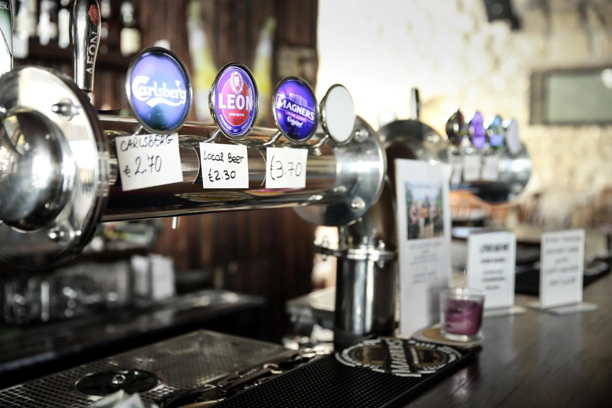 Restaurant/places to eat in Lithos Studios