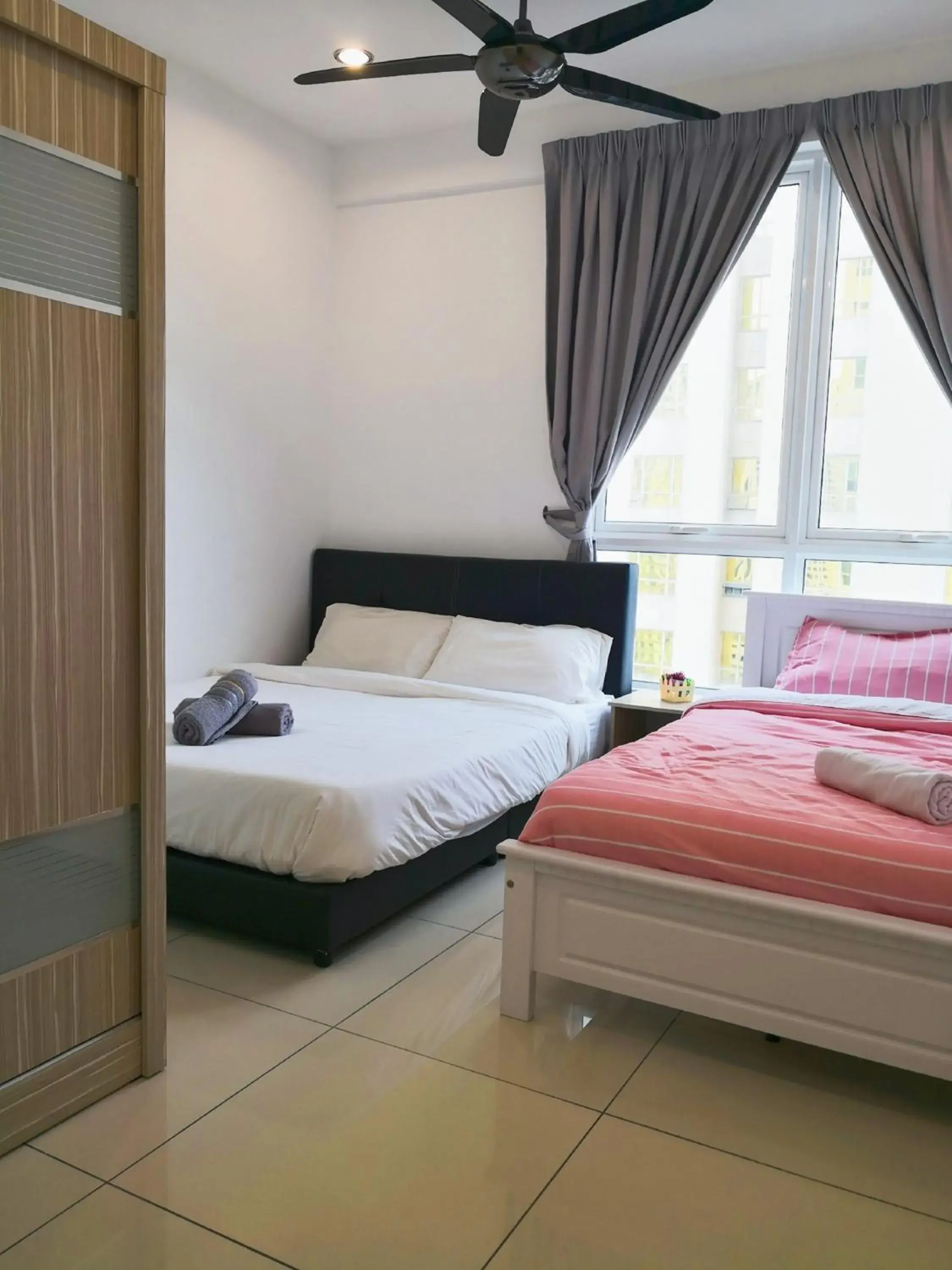 Bed in Mansion One by Sky Hive Bed in Mansion One by Sky Hive