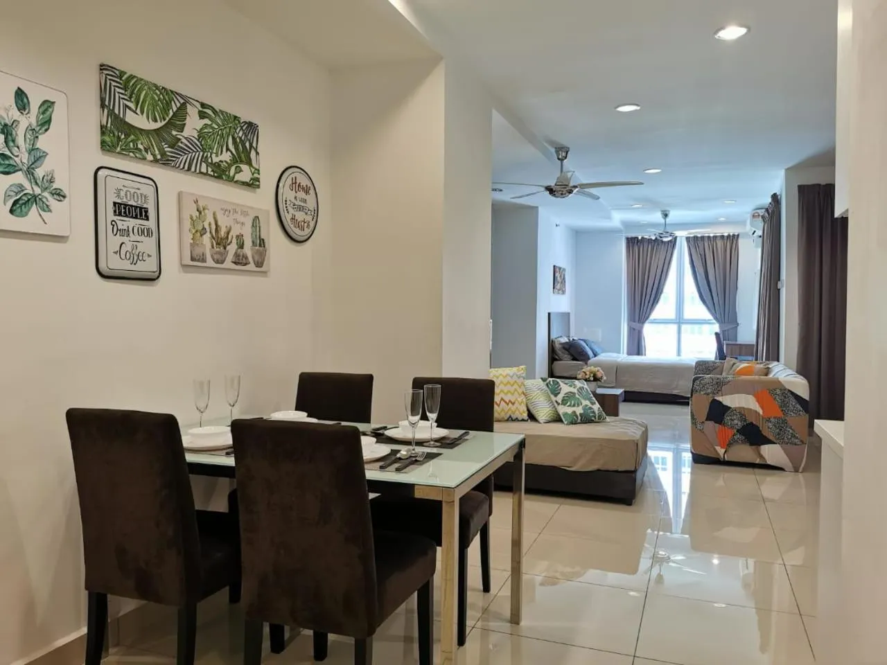 Living room in Mansion One by Sky Hive