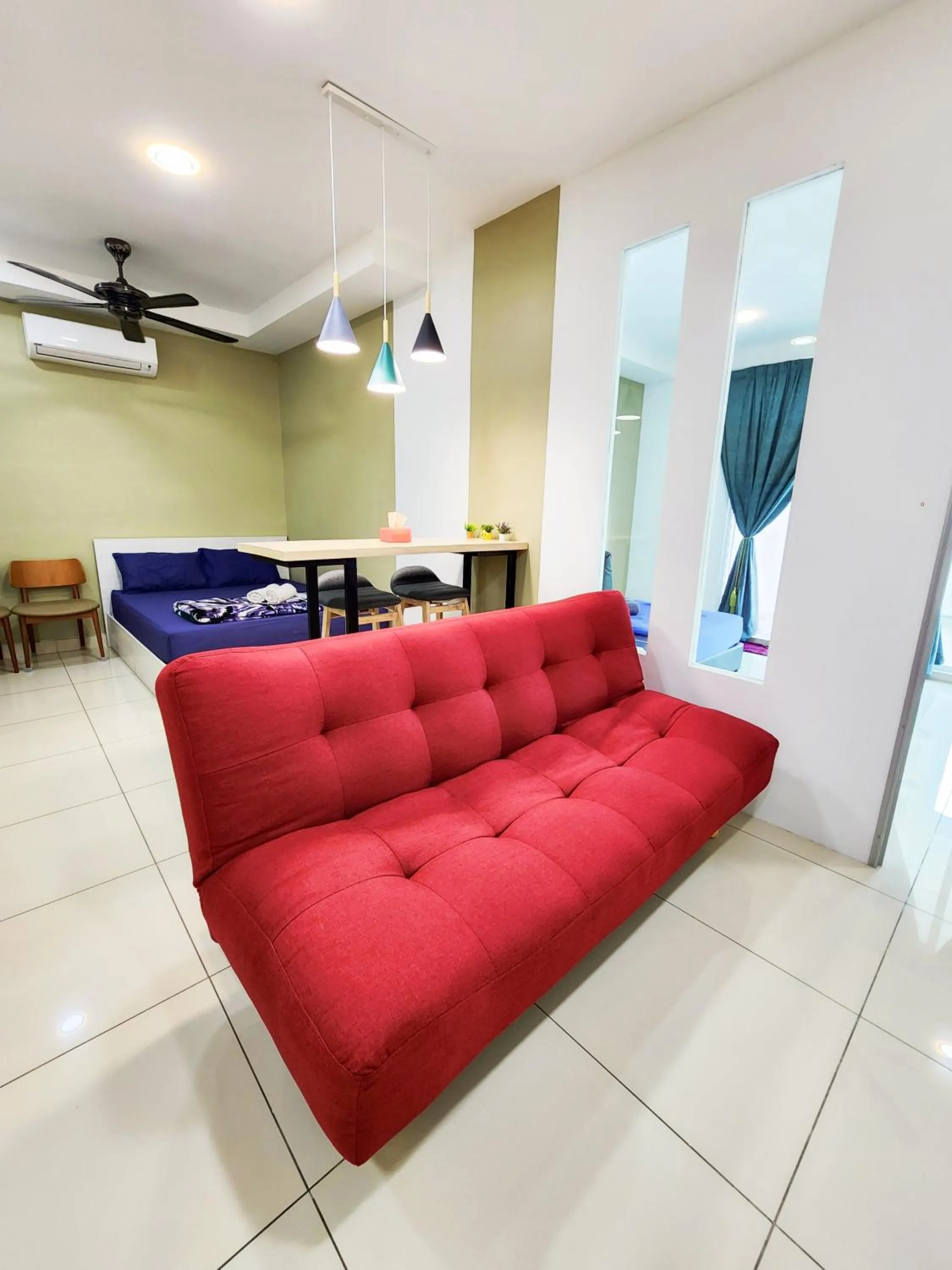 TV and multimedia in Mansion One by Sky Hive