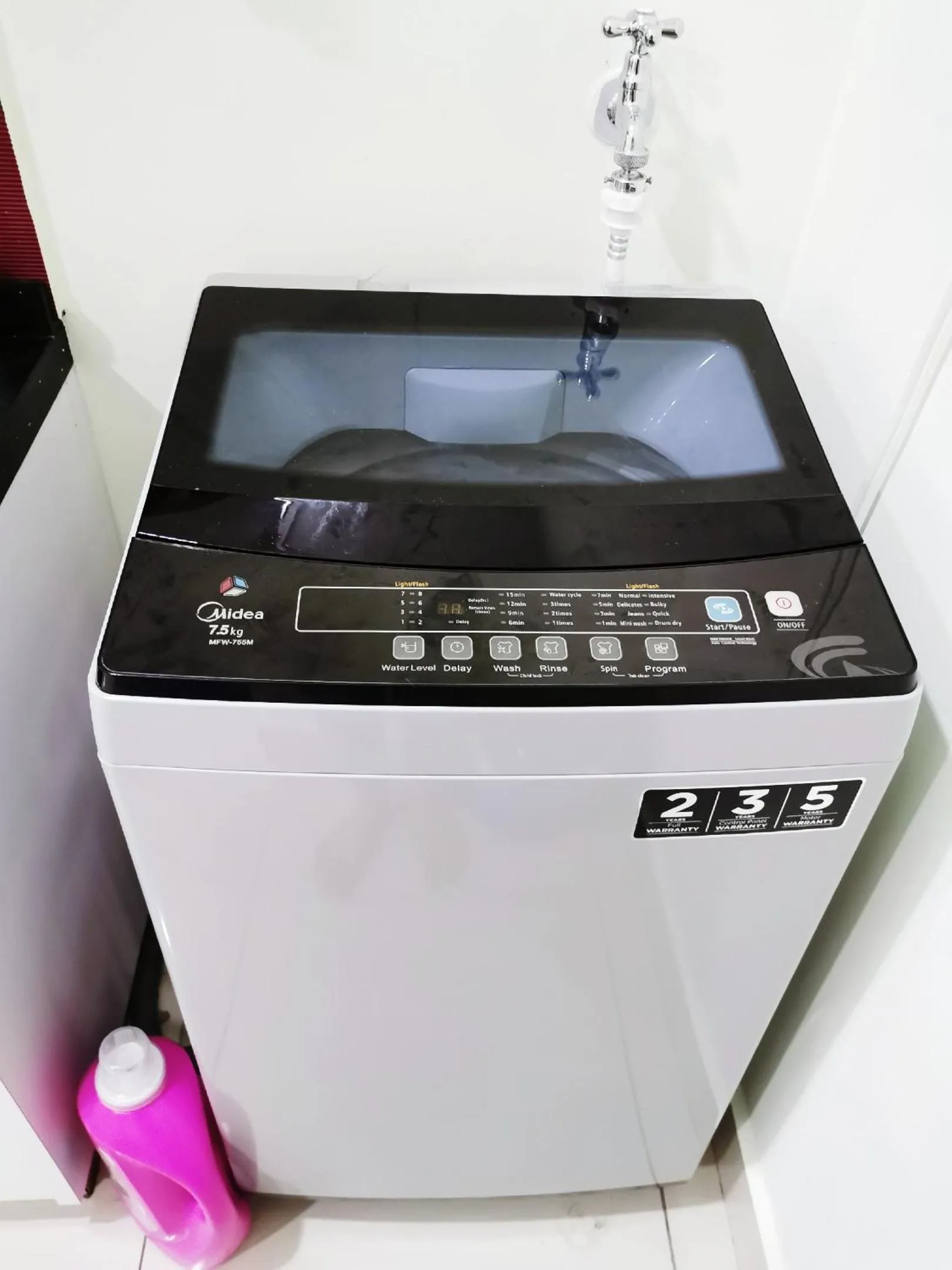 Kitchen or kitchenette in Mansion One by Sky Hive