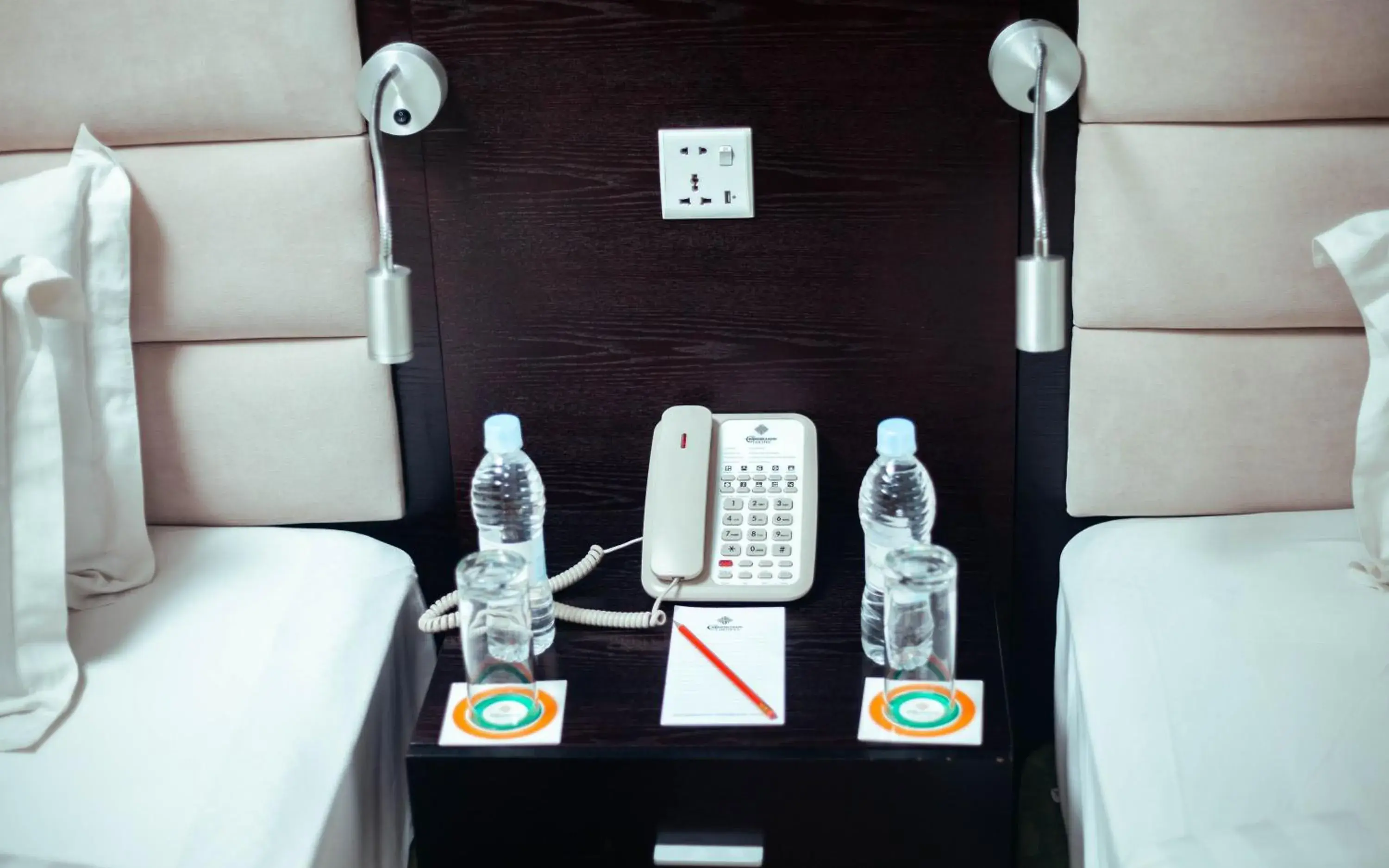 Deluxe Twin Room in Crossroads Hotel Blantyre Deluxe Twin Room in Crossroads Hotel Blantyre