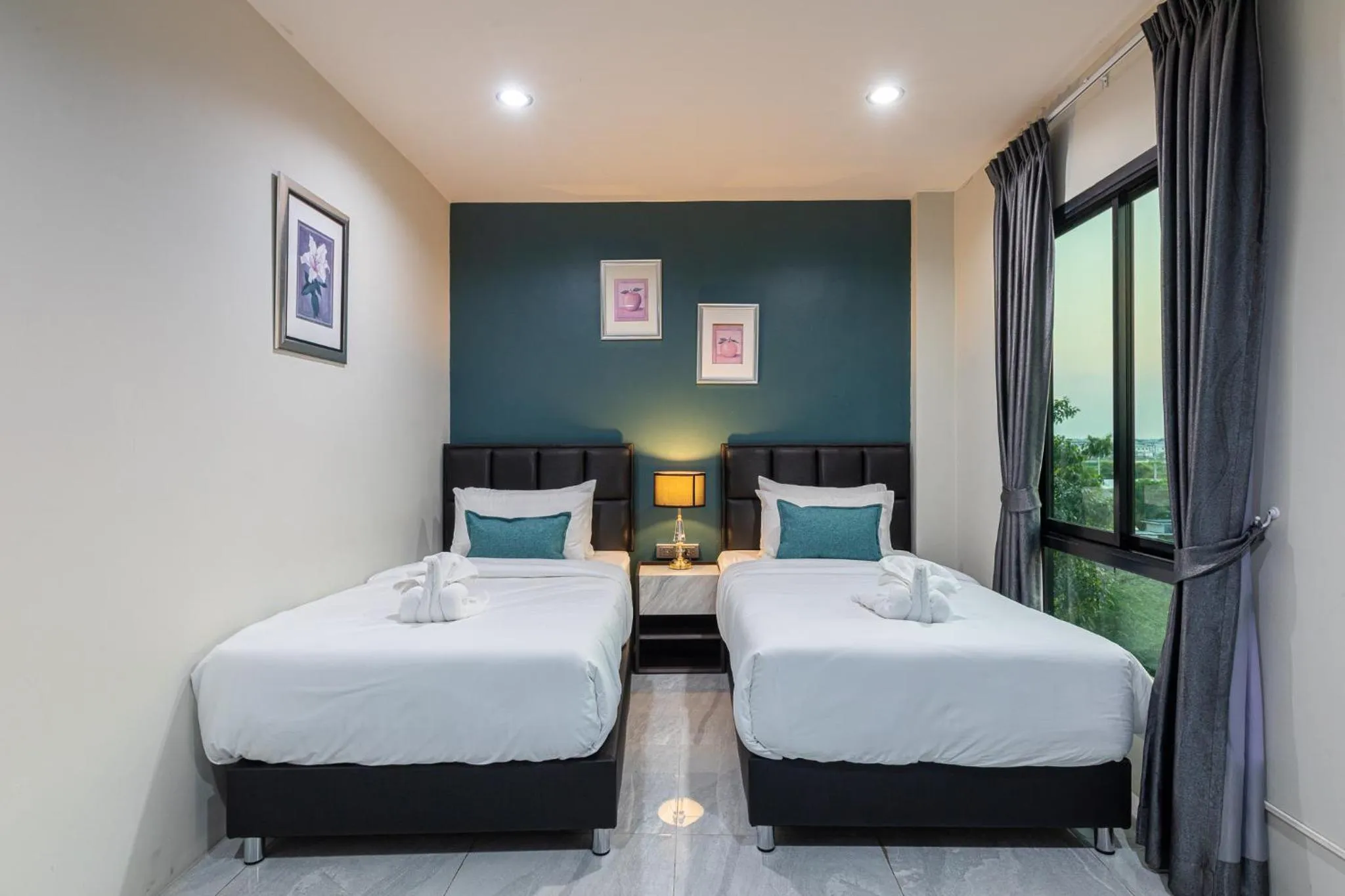 Bed in The Living Hotel SamutPrakan