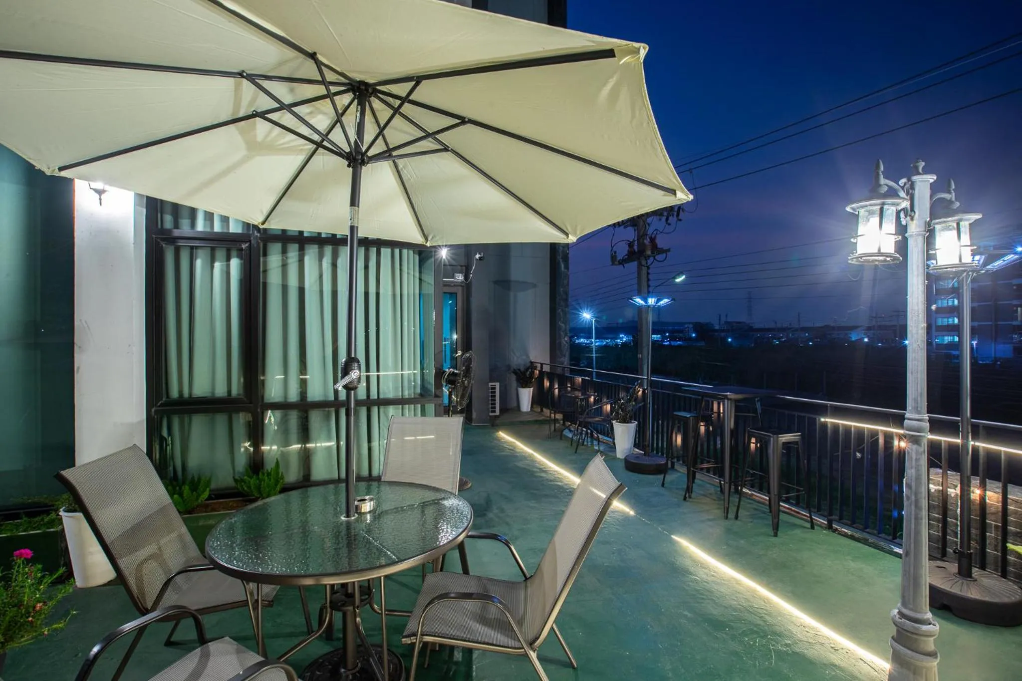 The Living Hotel SamutPrakan