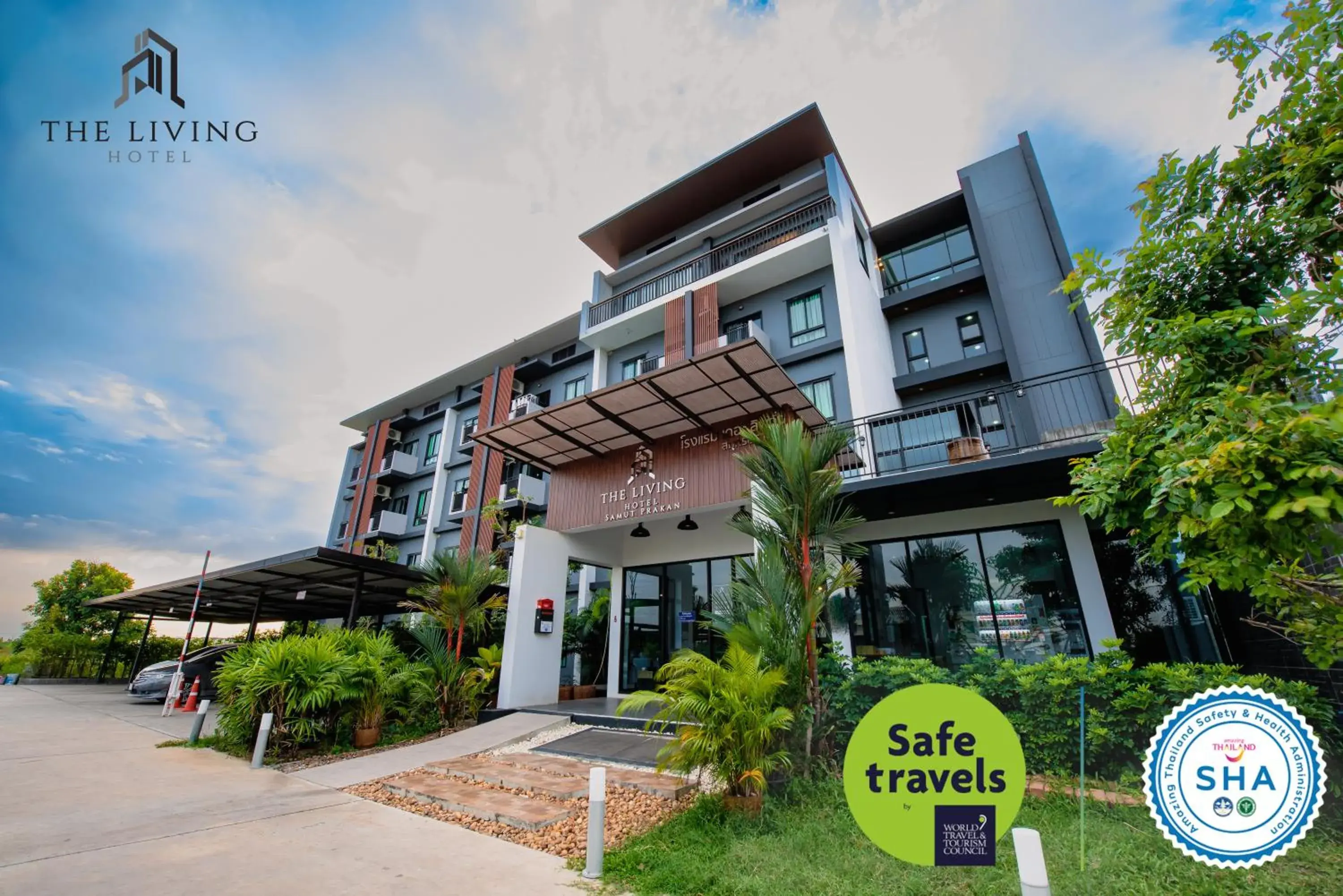 Property building in The Living Hotel SamutPrakan Property building in The Living Hotel SamutPrakan