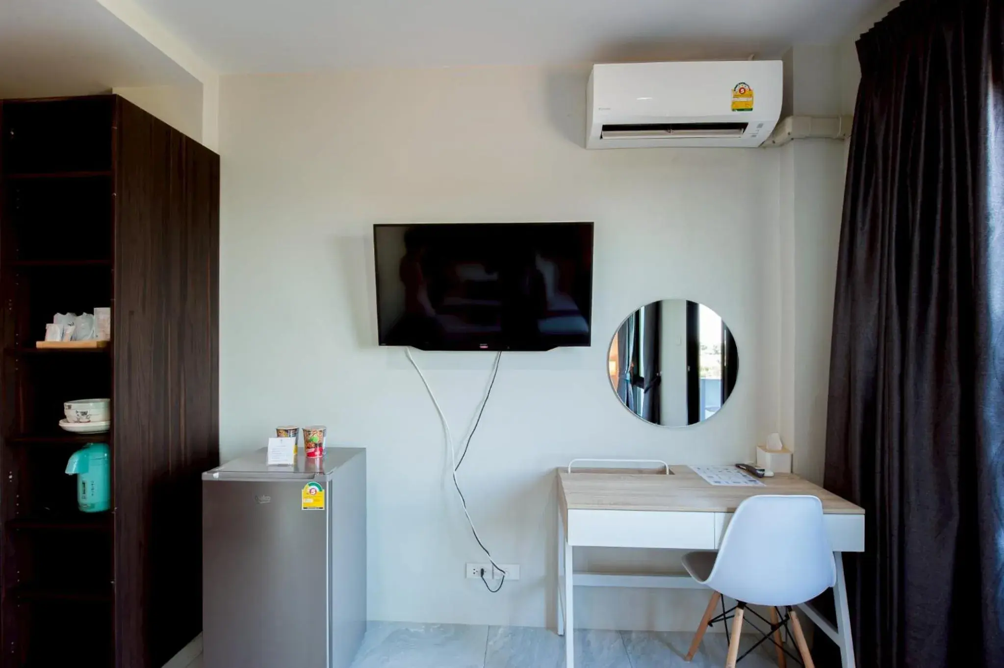 TV and multimedia in The Living Hotel SamutPrakan TV and multimedia in The Living Hotel SamutPrakan