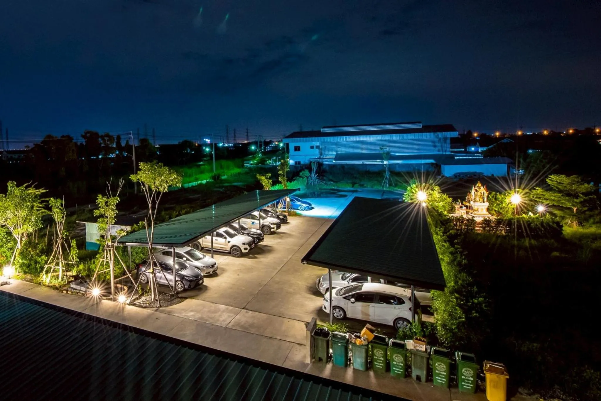 Parking in The Living Hotel SamutPrakan