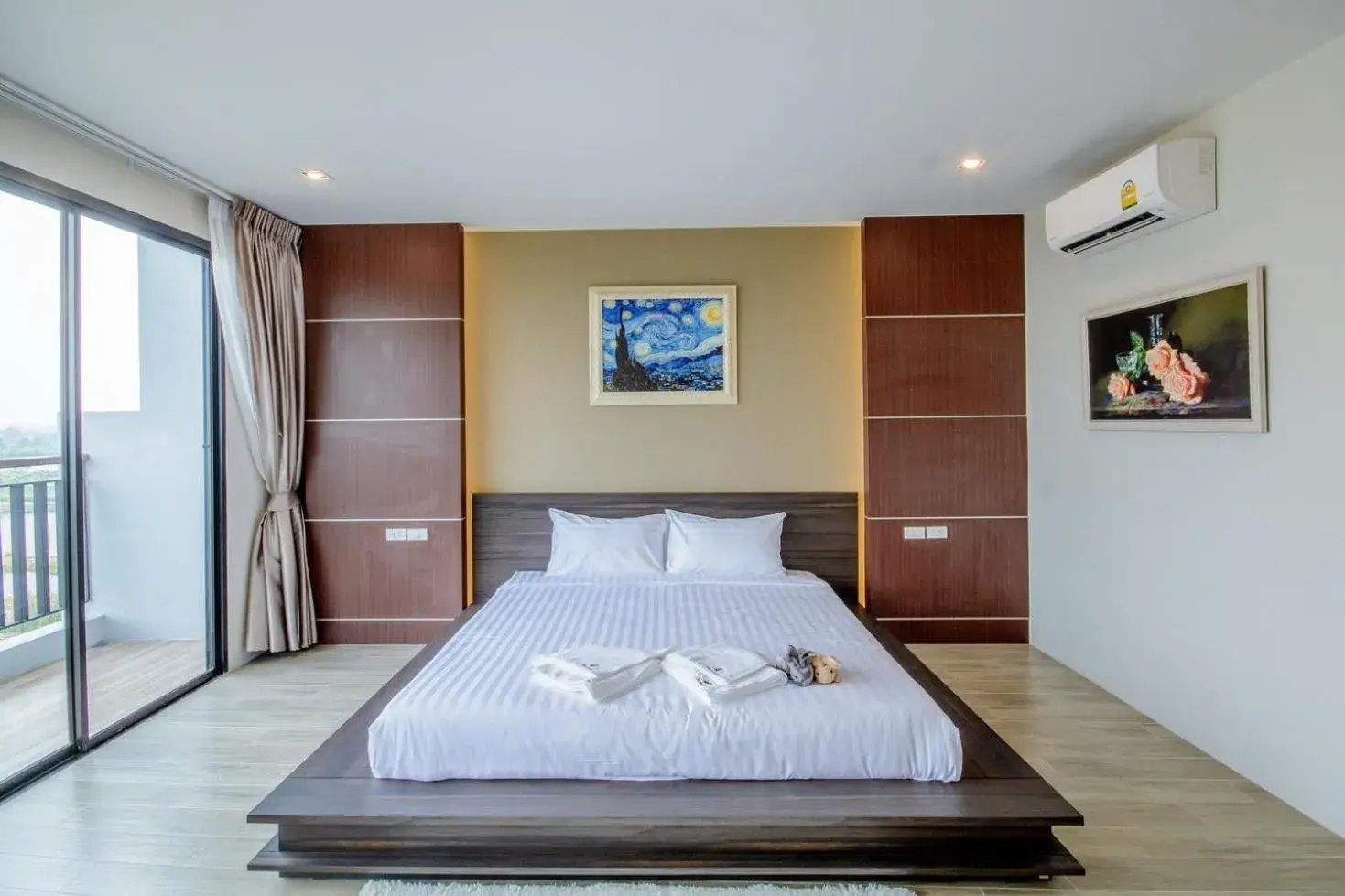 Bed in The Living Hotel SamutPrakan Bed in The Living Hotel SamutPrakan