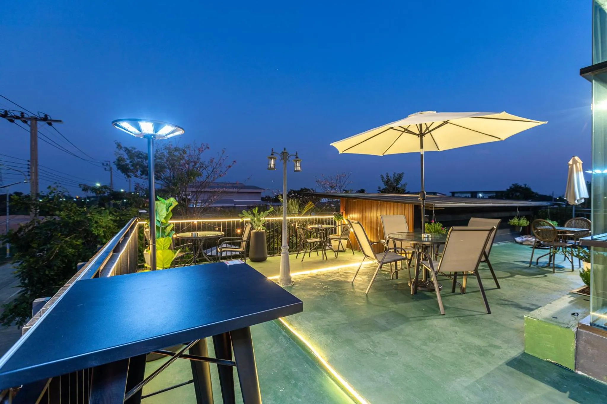 The Living Hotel SamutPrakan