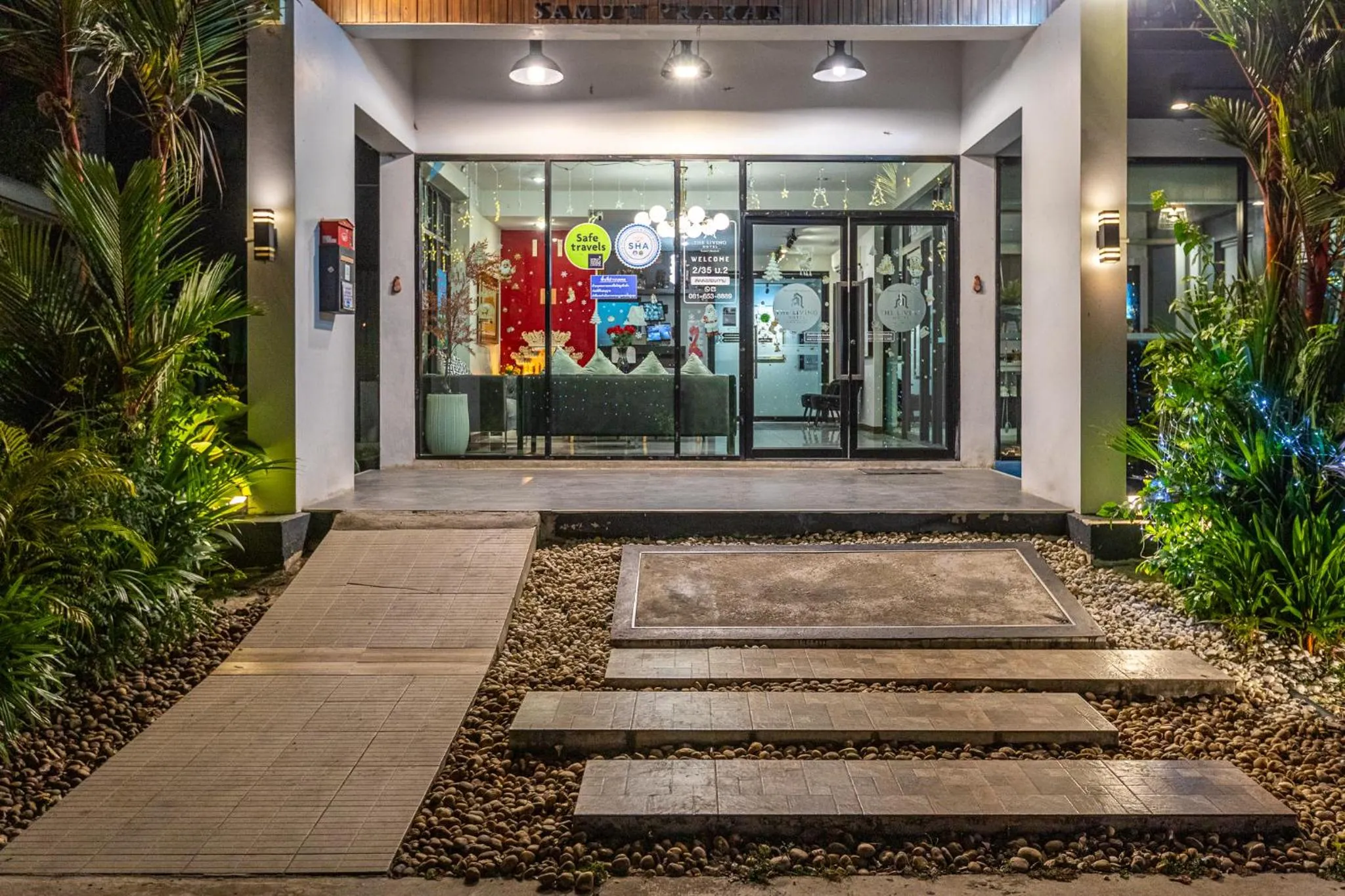 The Living Hotel SamutPrakan