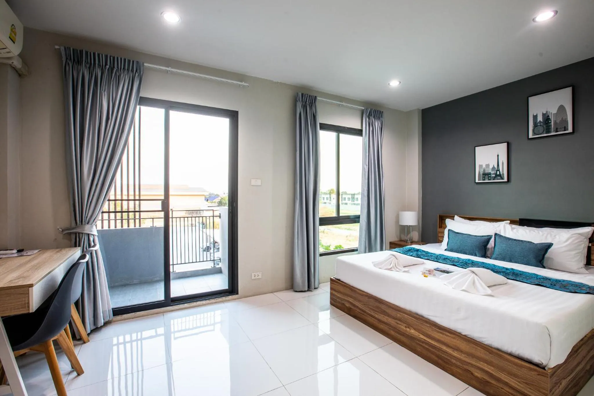 Bed in The Living Hotel SamutPrakan