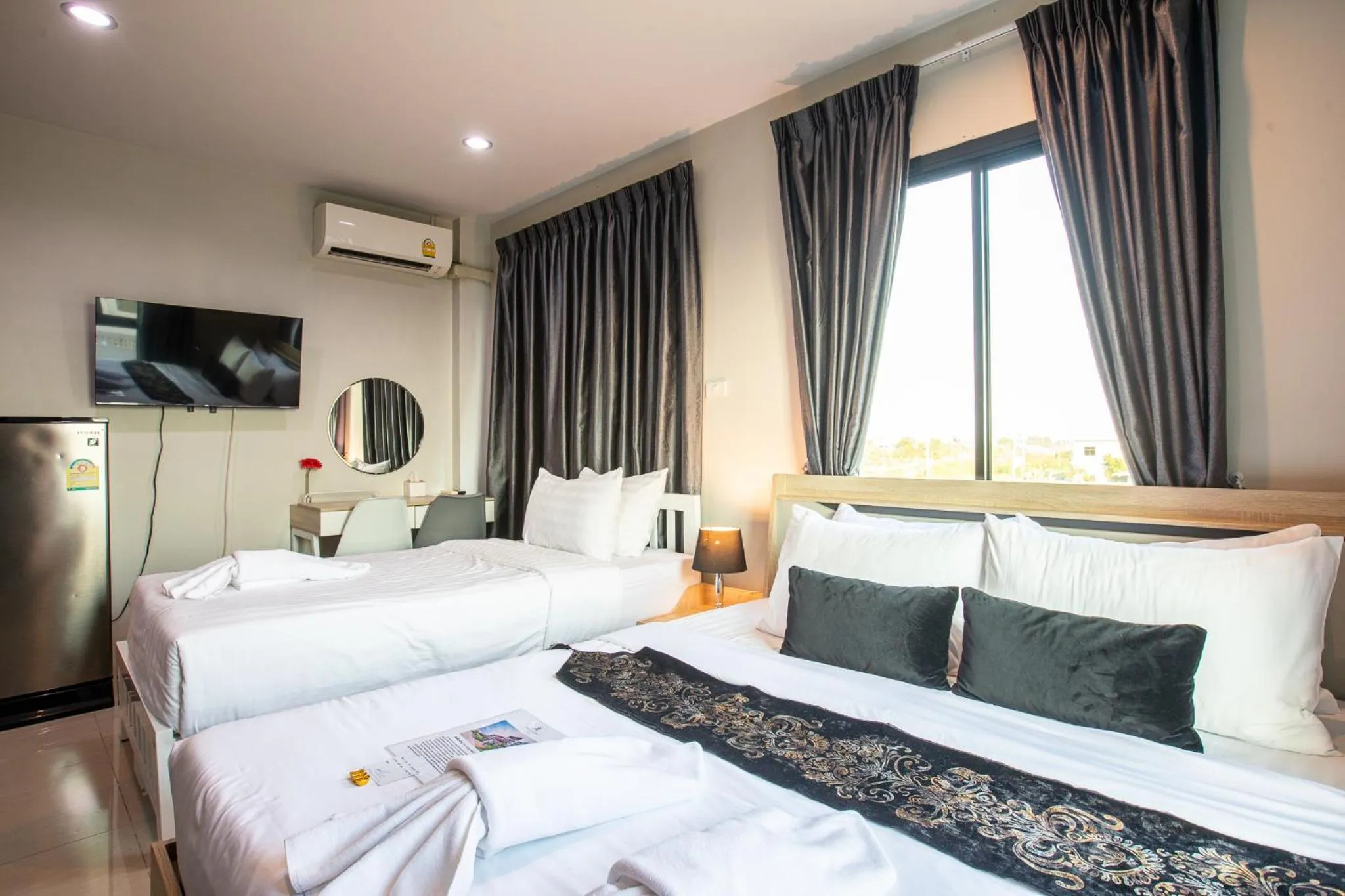 Bed in The Living Hotel SamutPrakan