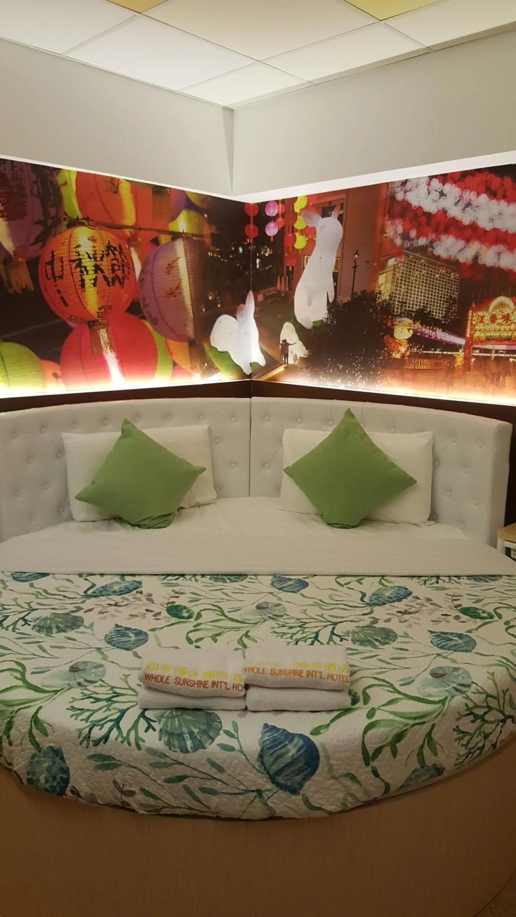 Whole Sunshine International Guest House