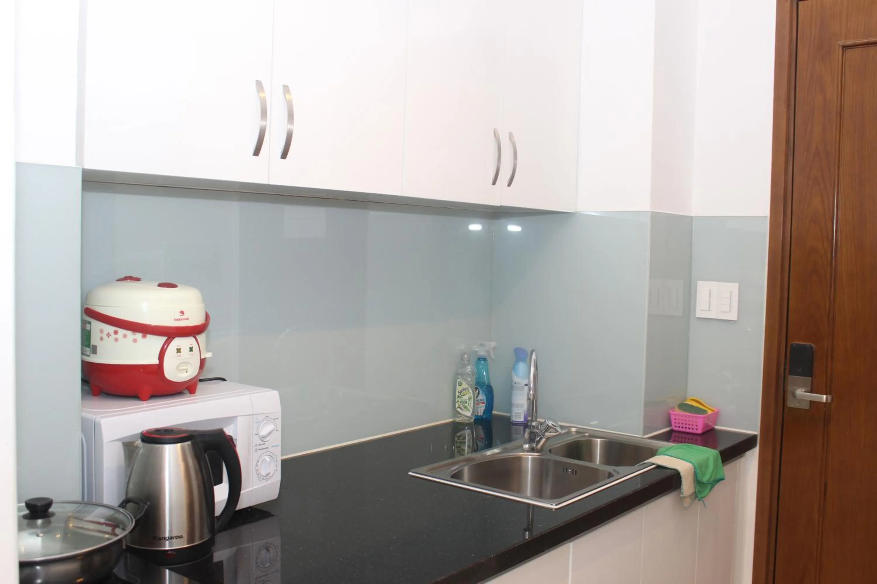 SKYHOMES - Tan Son Nhat Airport Homestay