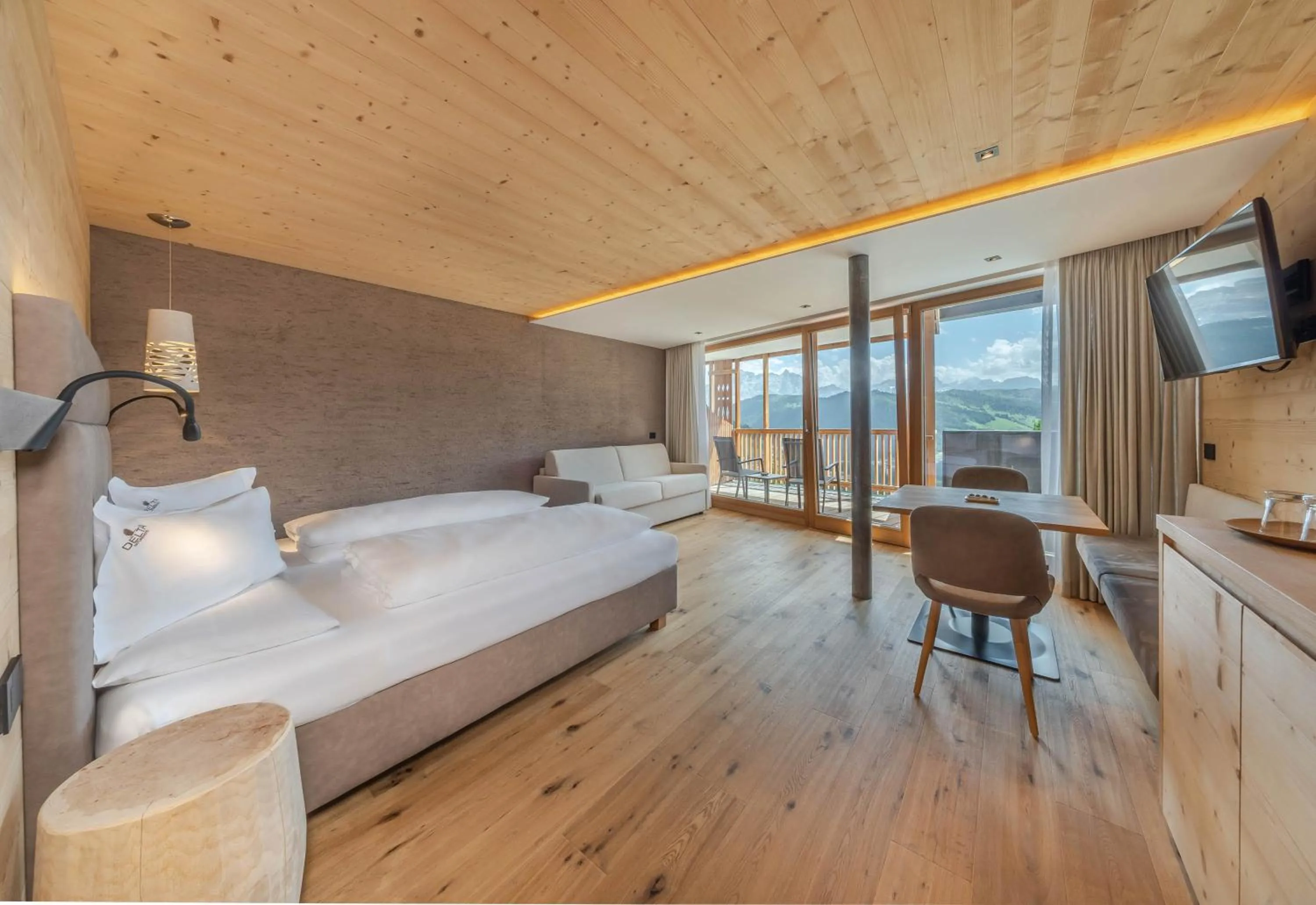 Photo of the whole room, Bed in Nature Hotel Delta