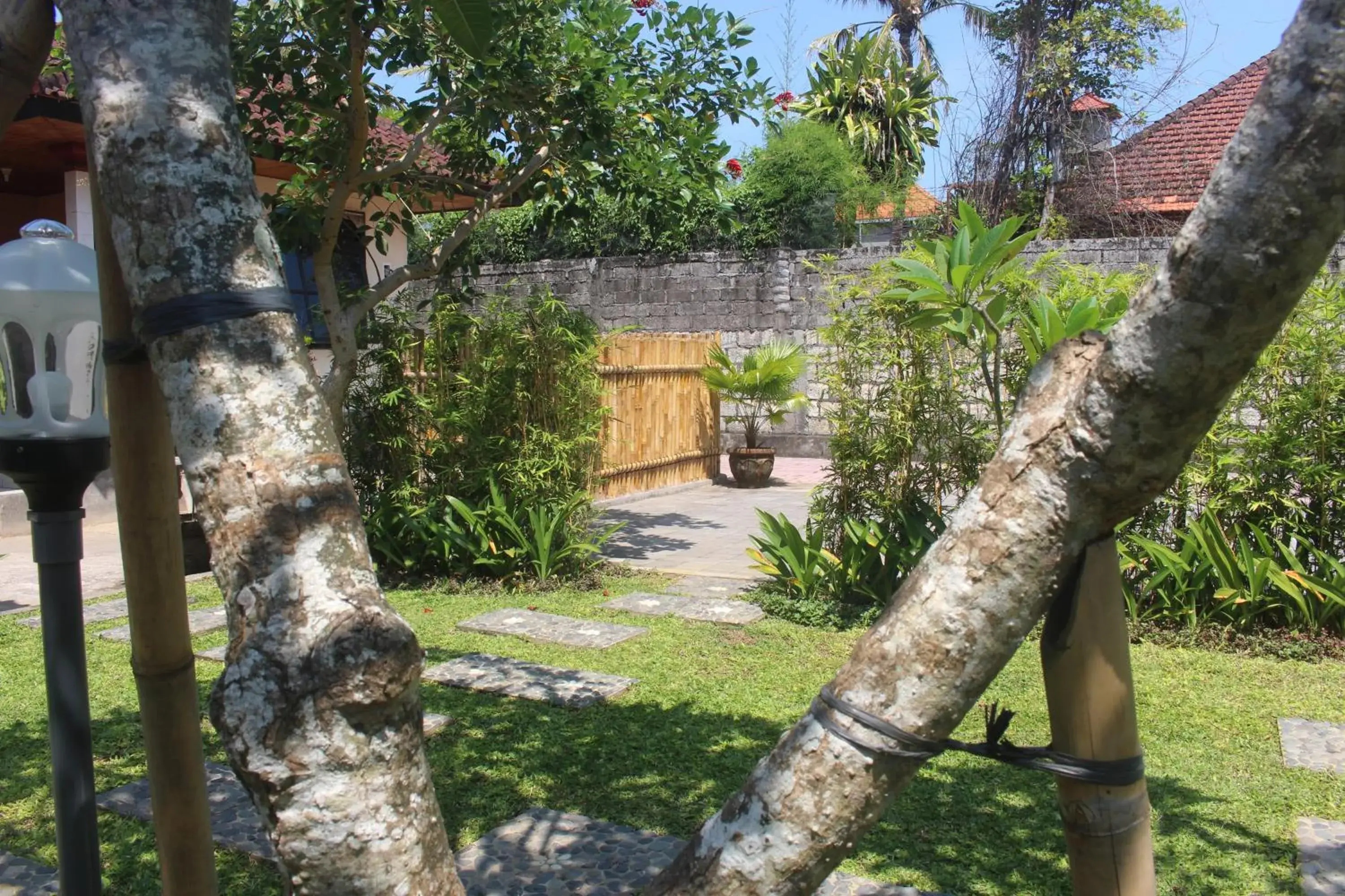 Garden in Jukung Villas Kuta