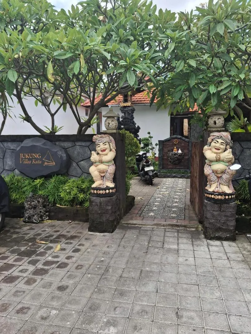 Jukung Villas Kuta