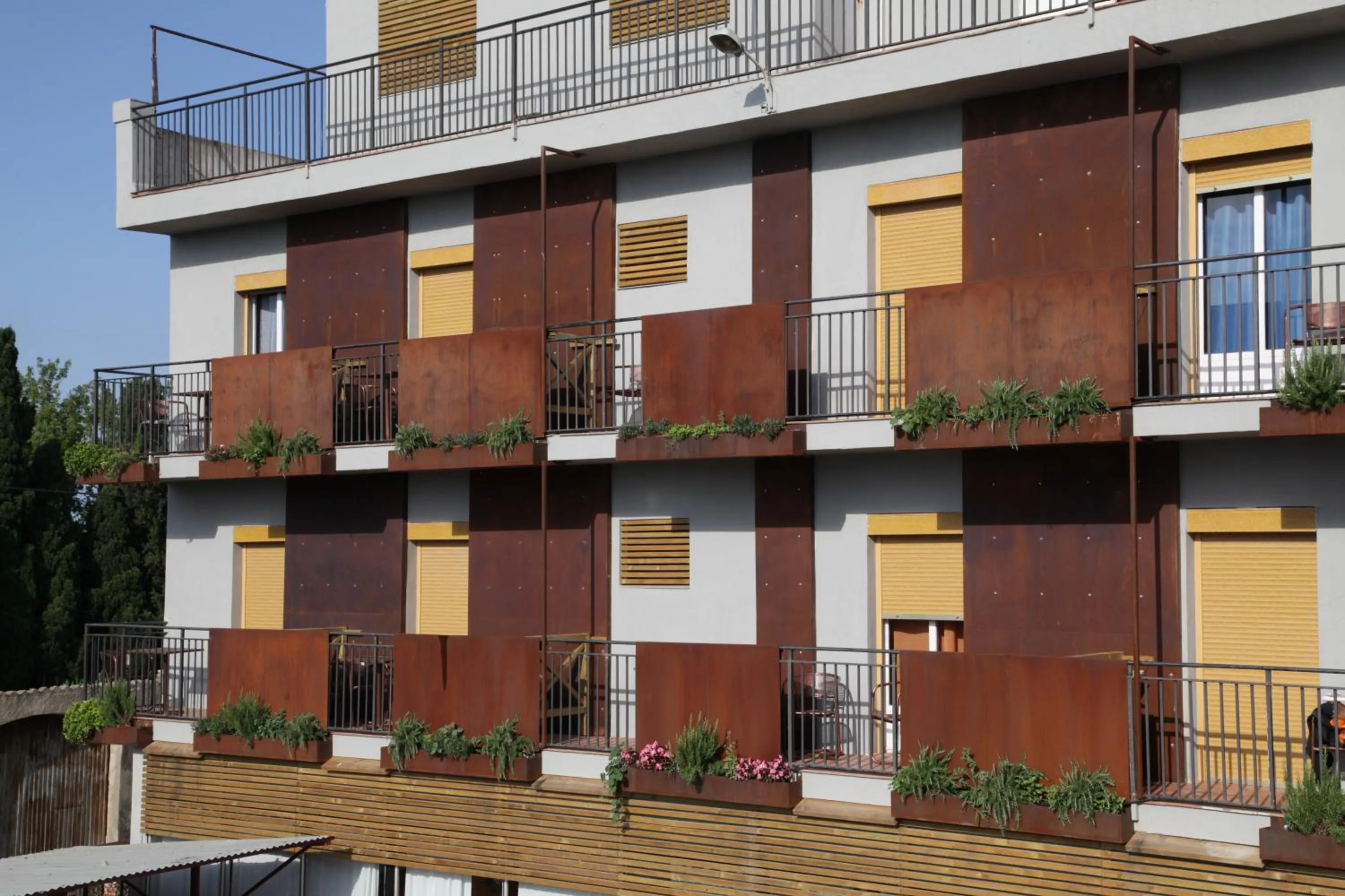 Property building in La Masia