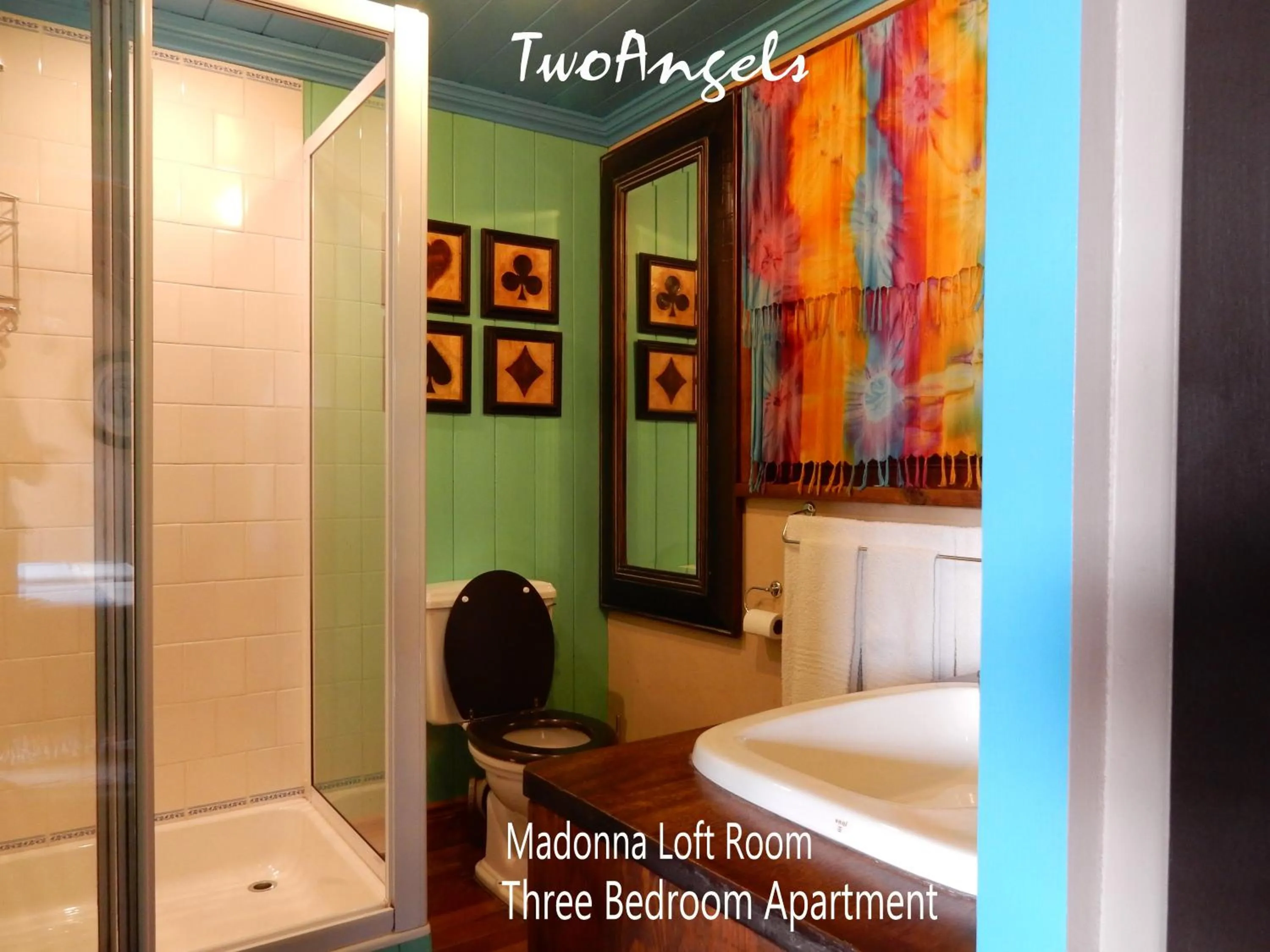 Bathroom in TwoAngels