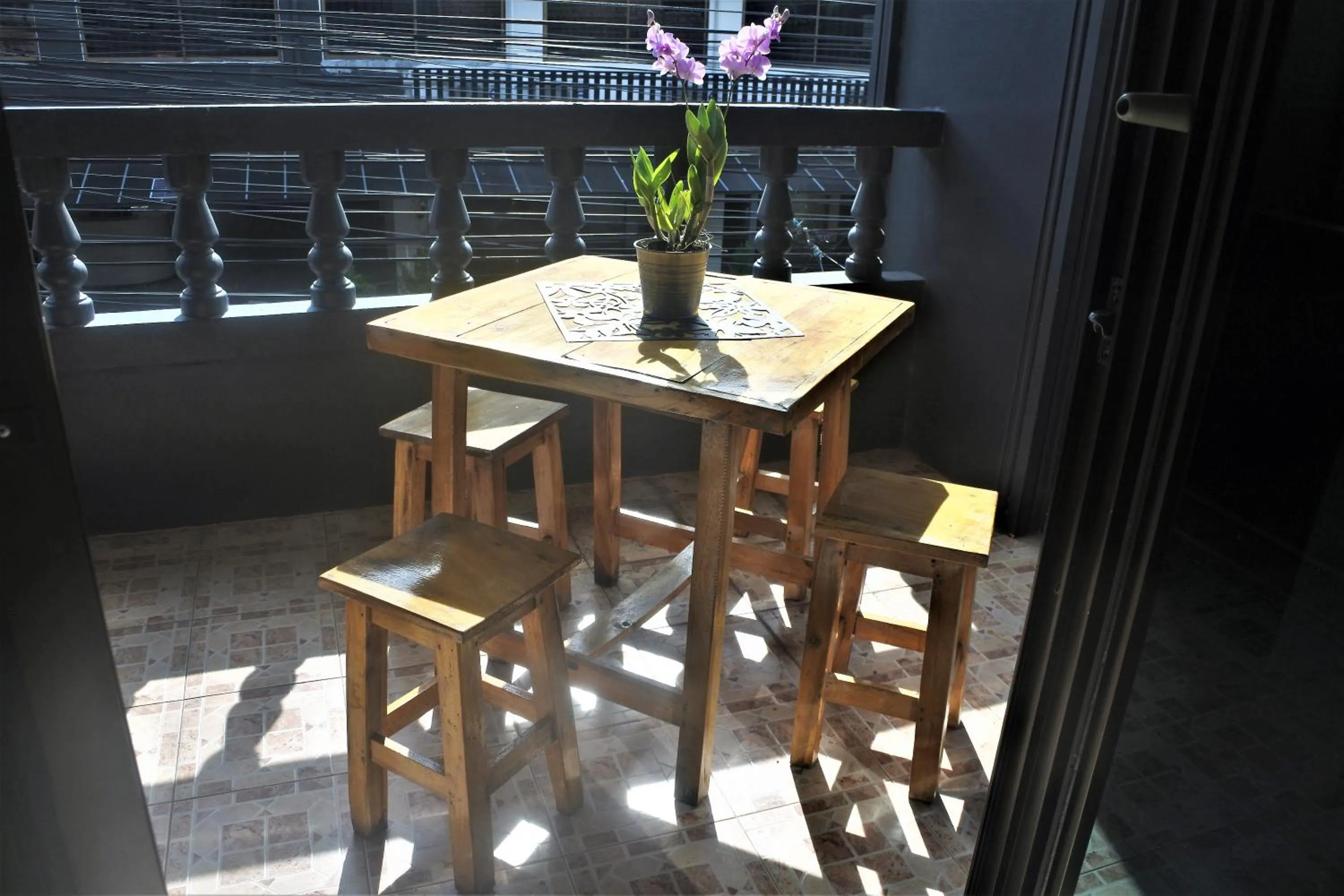 Patio in Hi Karon Beach