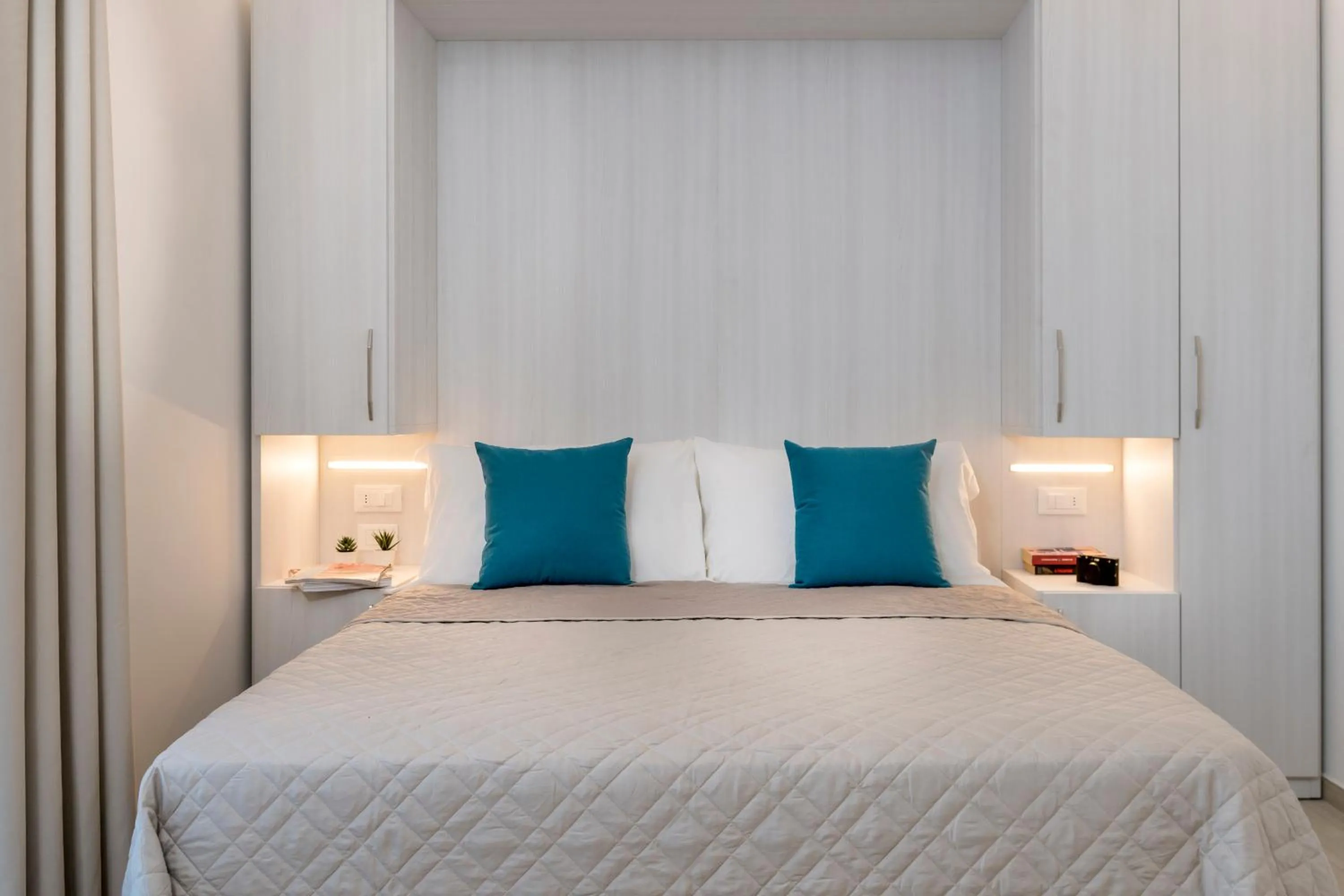 Bed in Hotel Raffaello