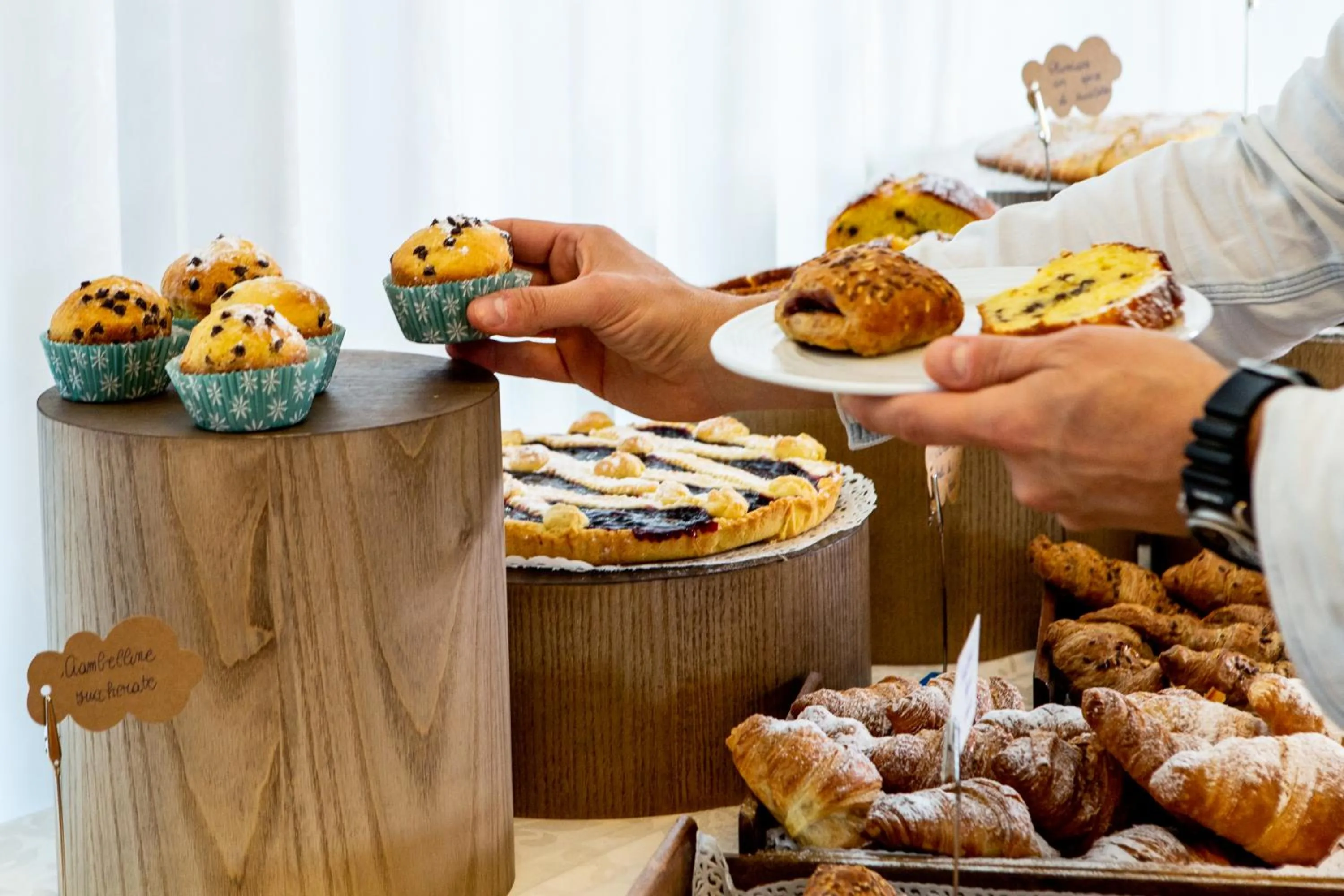 Breakfast in Hotel Raffaello