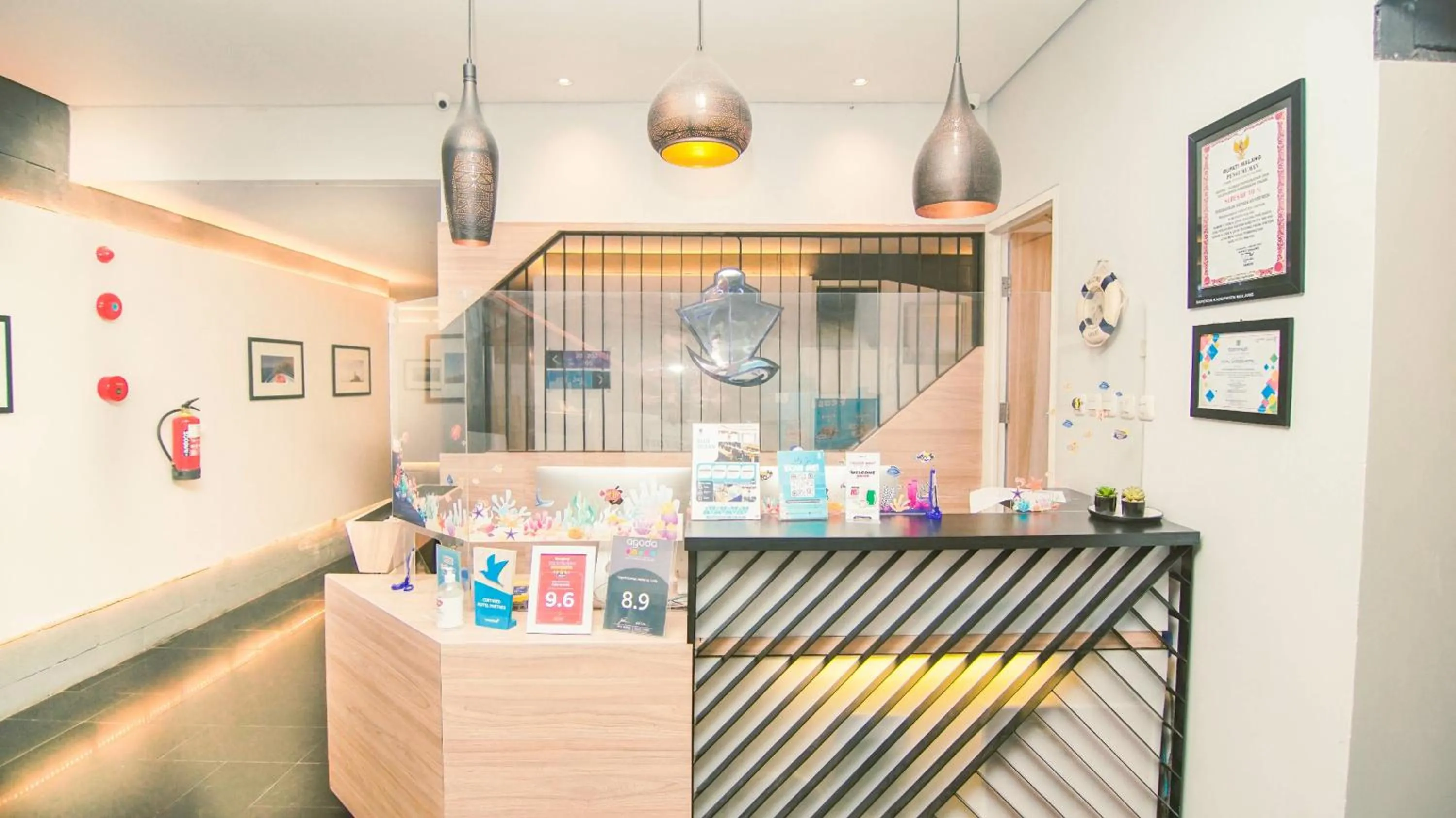 Lobby or reception in Kapal Garden Hotel at Rekreasi Sengkaling