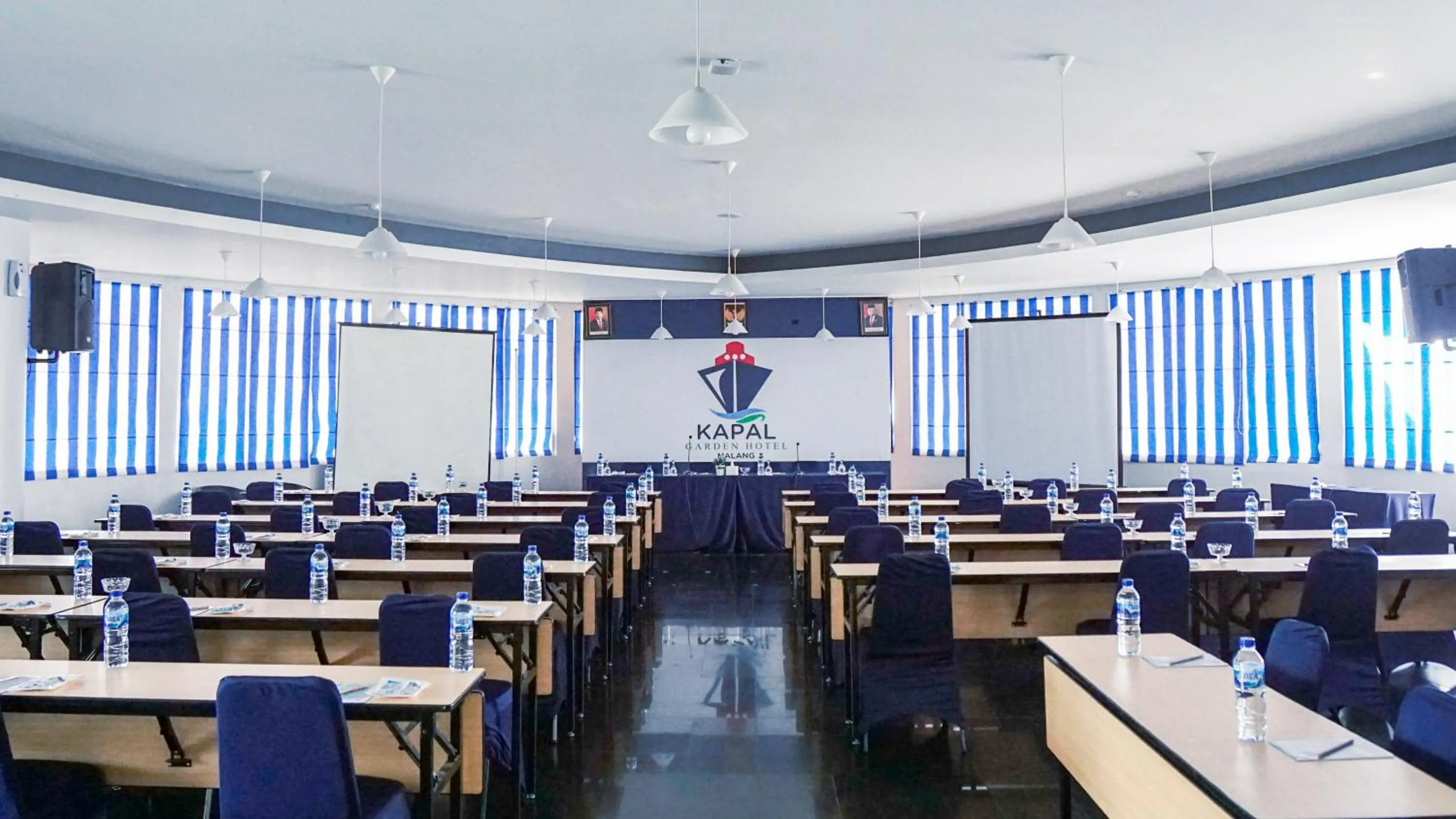 Property building in Kapal Garden Hotel at Rekreasi Sengkaling