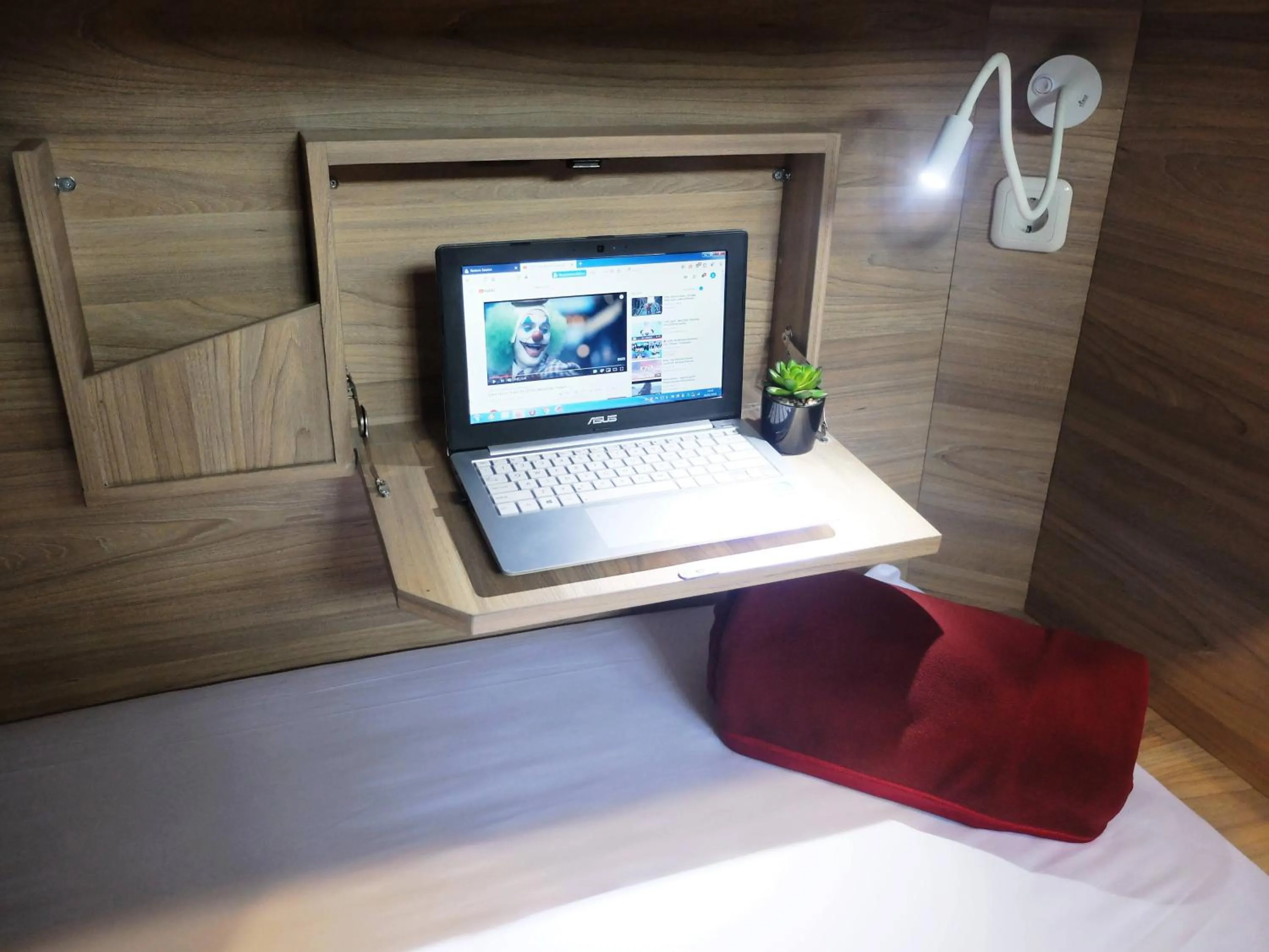 Property building in Kapal Garden Hotel at Rekreasi Sengkaling