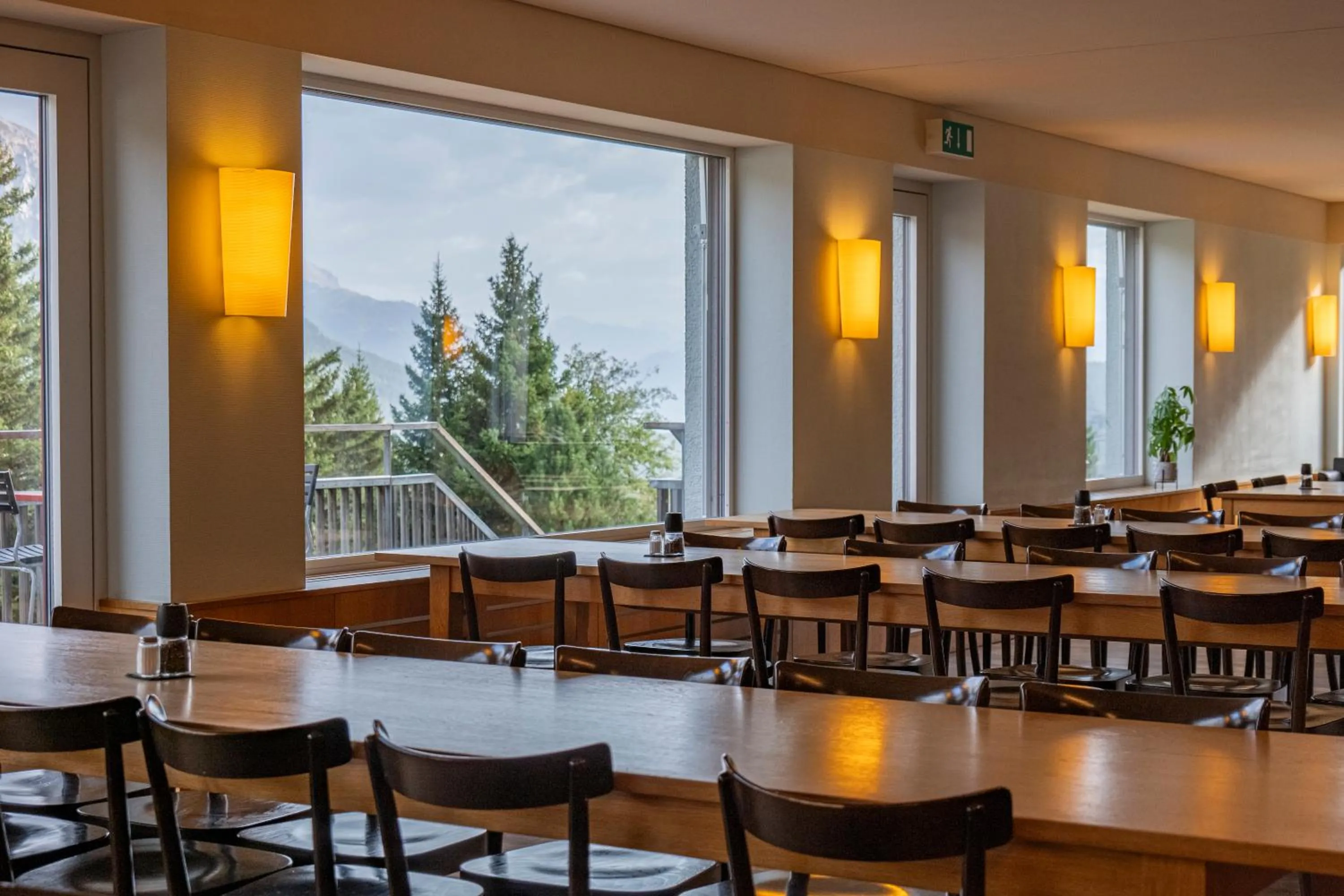Restaurant/places to eat in Valbella-Lenzerheide Youth Hostel