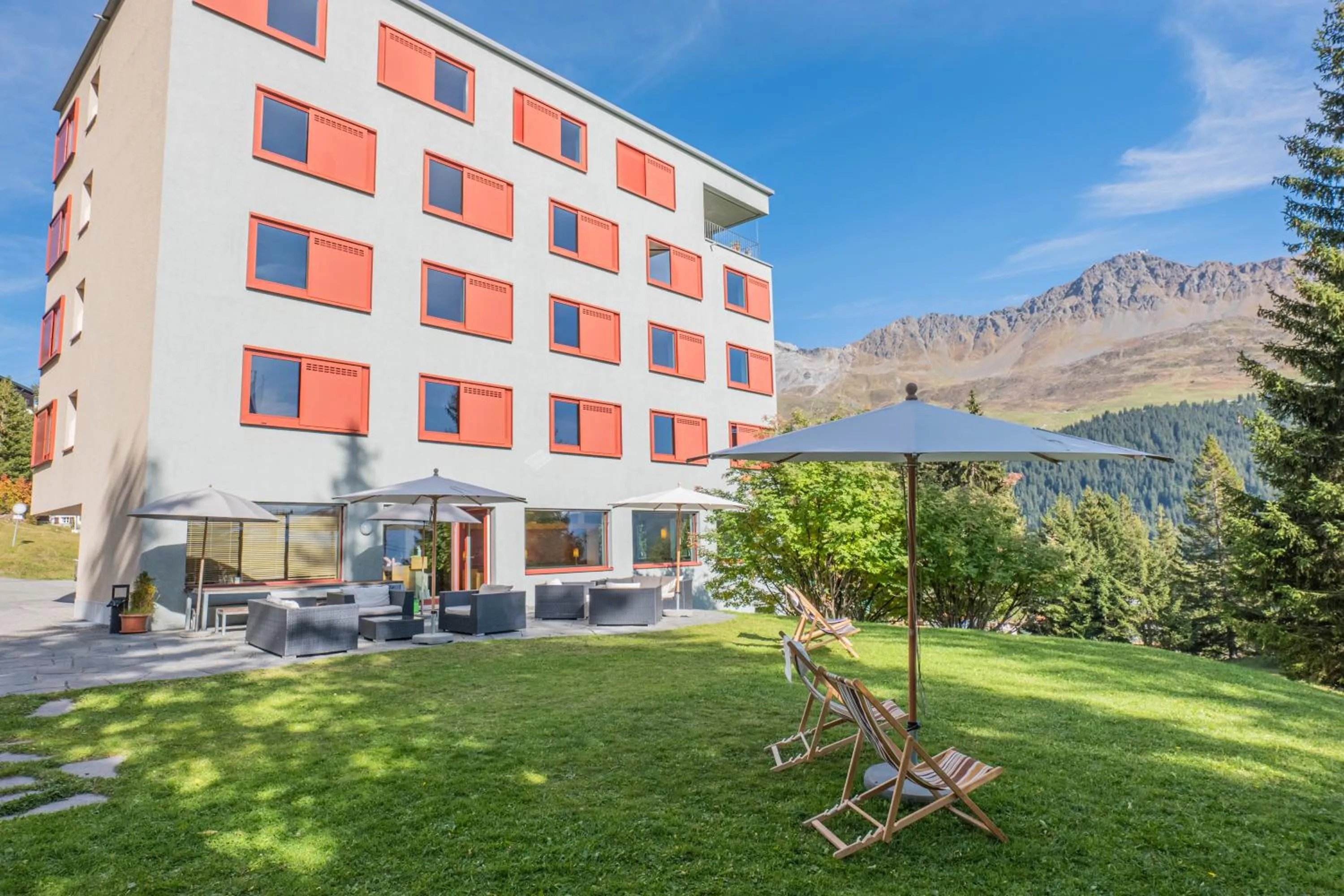 Facade/entrance in Valbella-Lenzerheide Youth Hostel