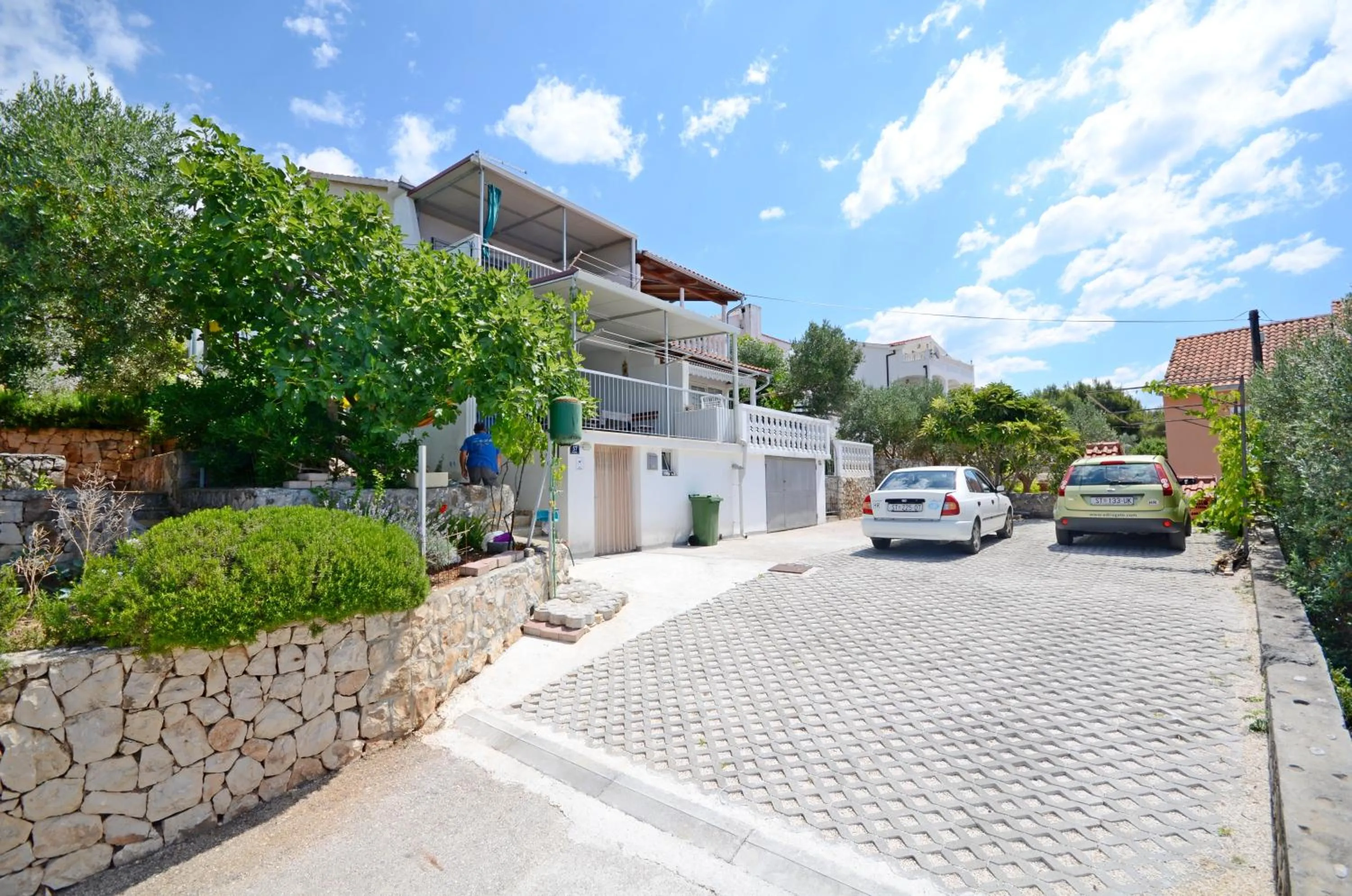 Property building in Apartments Doris