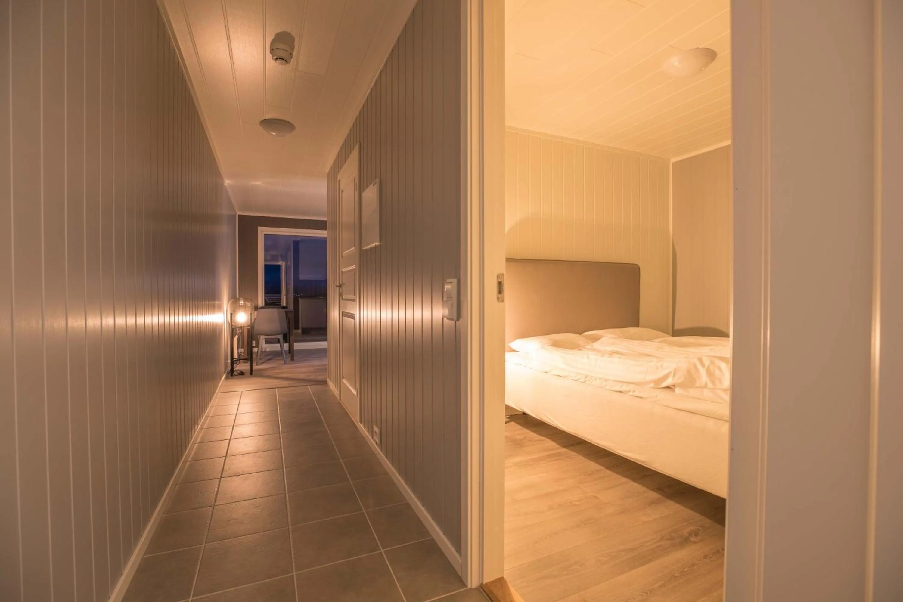 Bedroom, Bed in Aurora Borealis Observatory